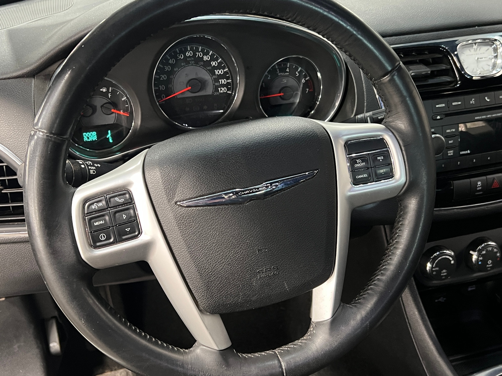 Thumbnail: 2013 Chrysler 200 - 5