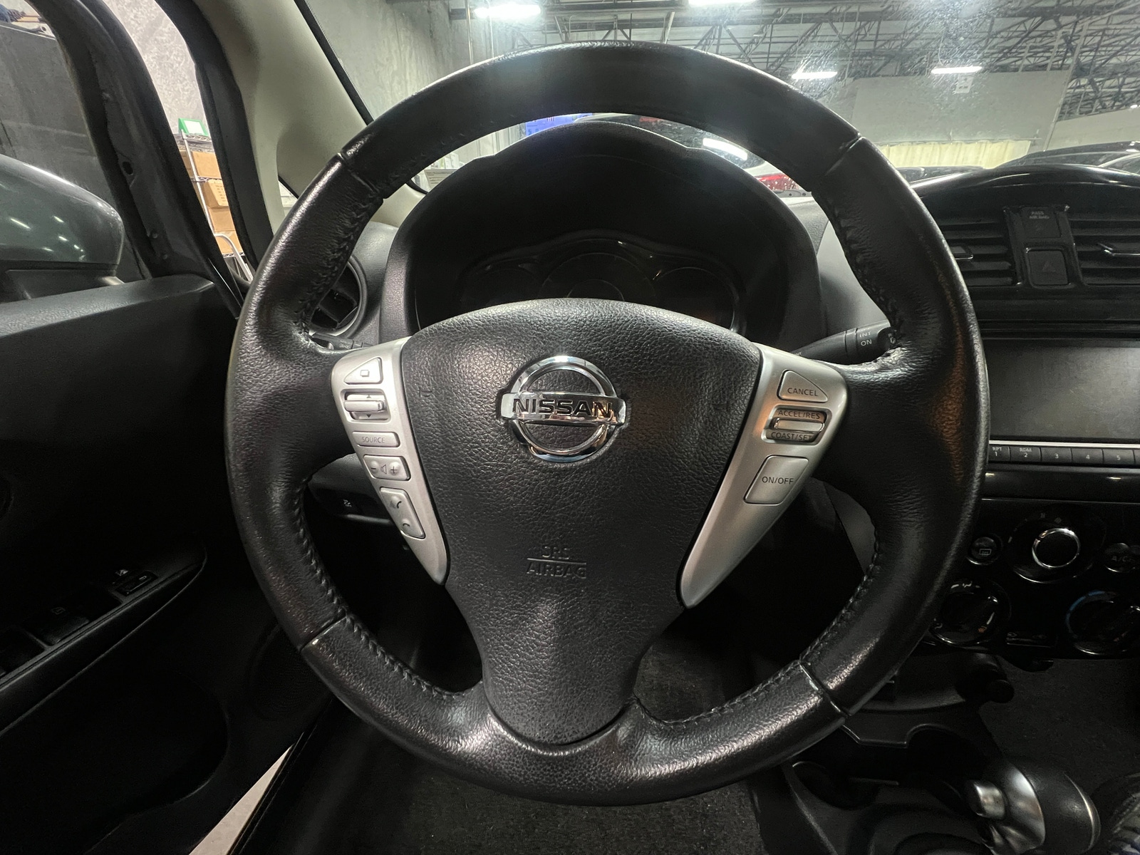 Thumbnail: 2017 Nissan Versa Note - 5