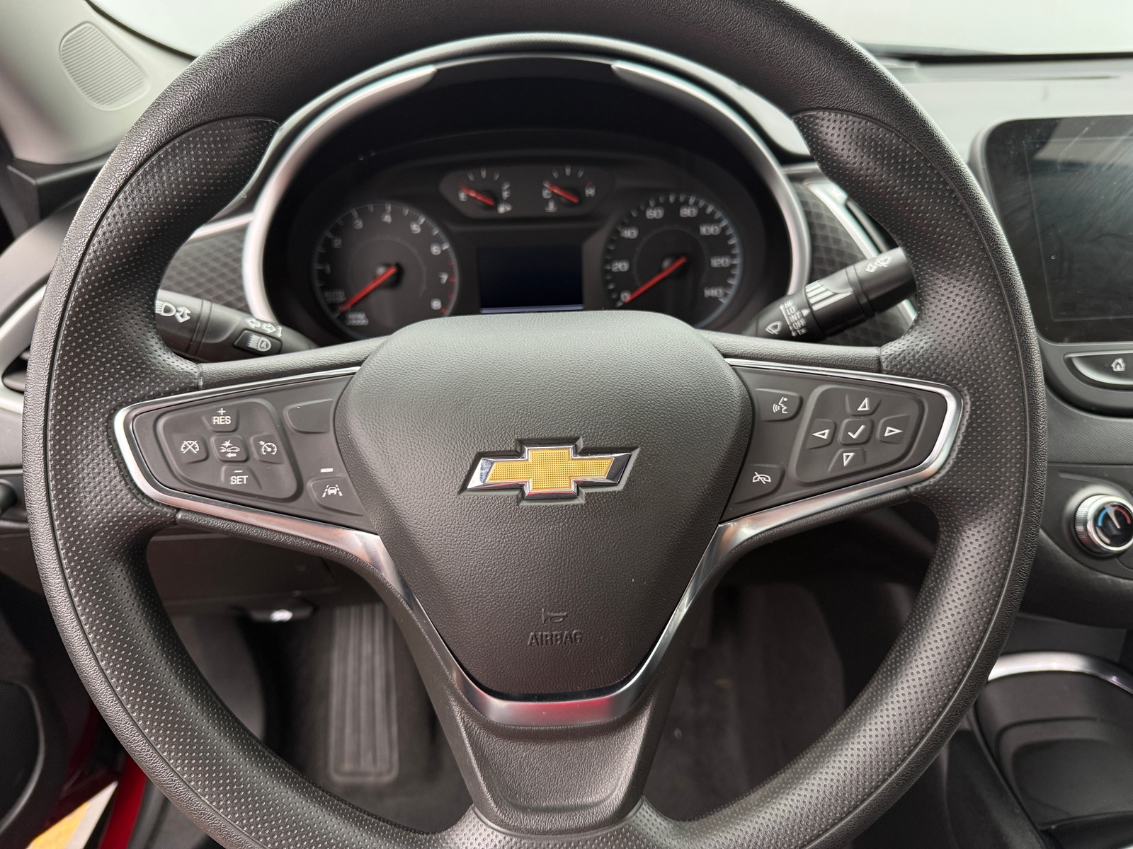 Thumbnail: 2024 Chevrolet Malibu - 5