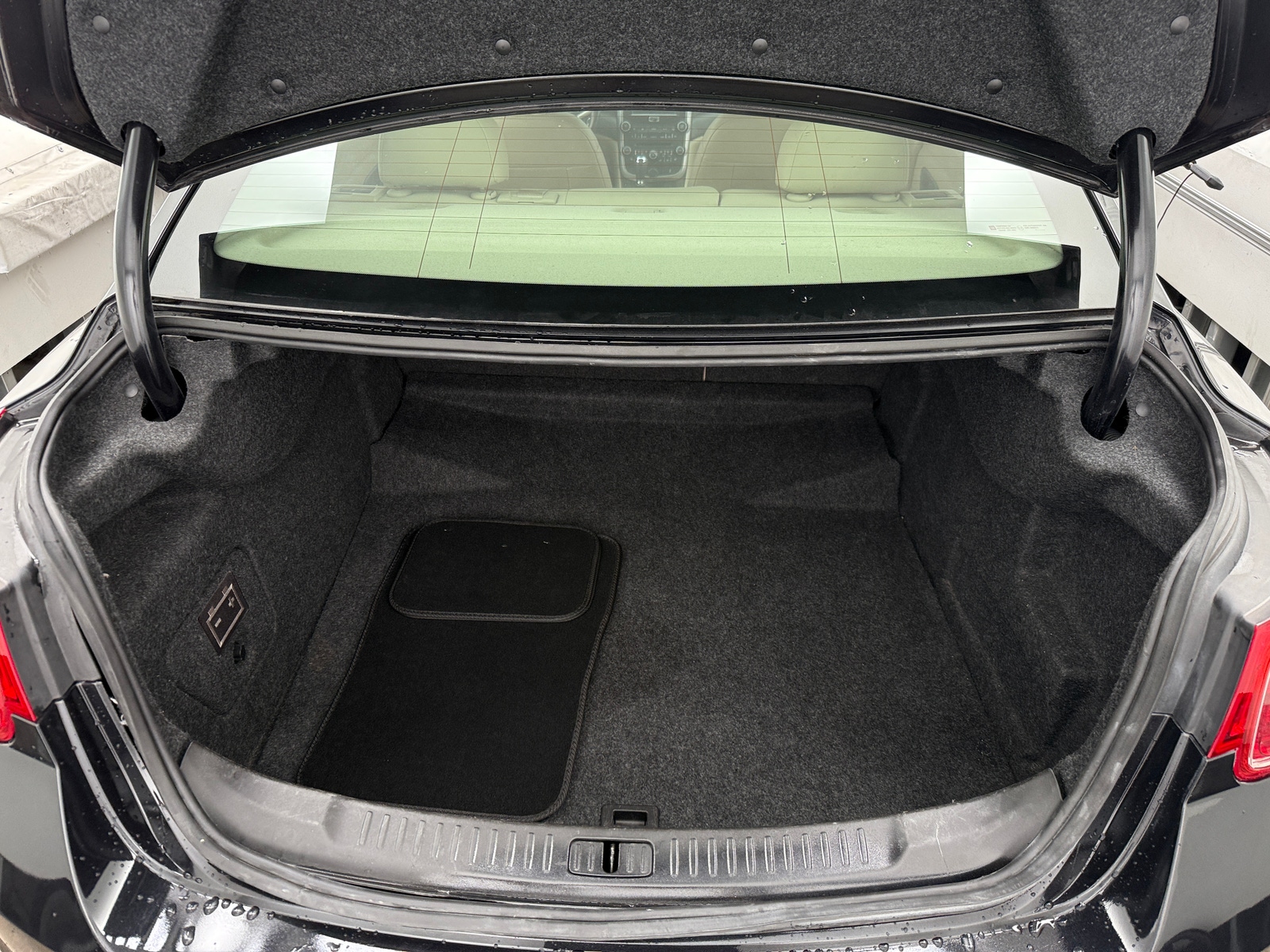 Thumbnail: 2015 Chevrolet Malibu - 6