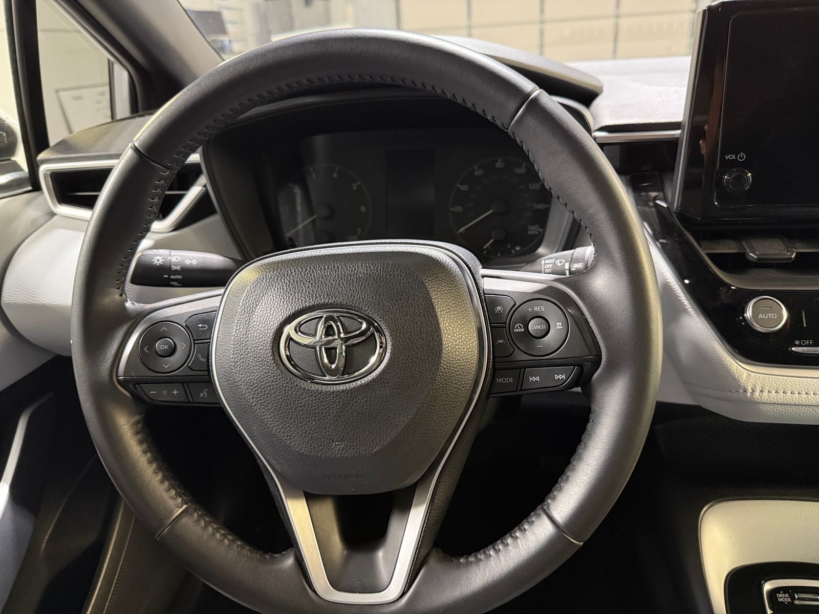 Thumbnail: 2023 Toyota Corolla - 5