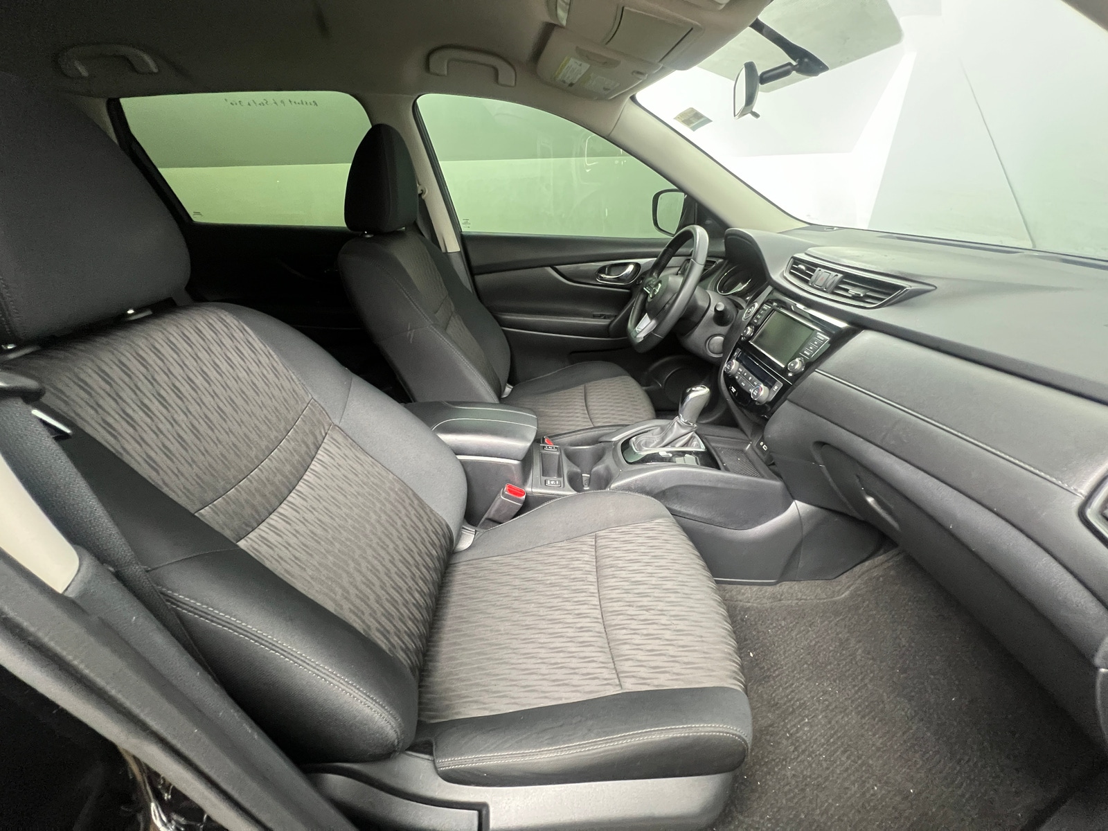 Thumbnail: 2018 Nissan Rogue - 2