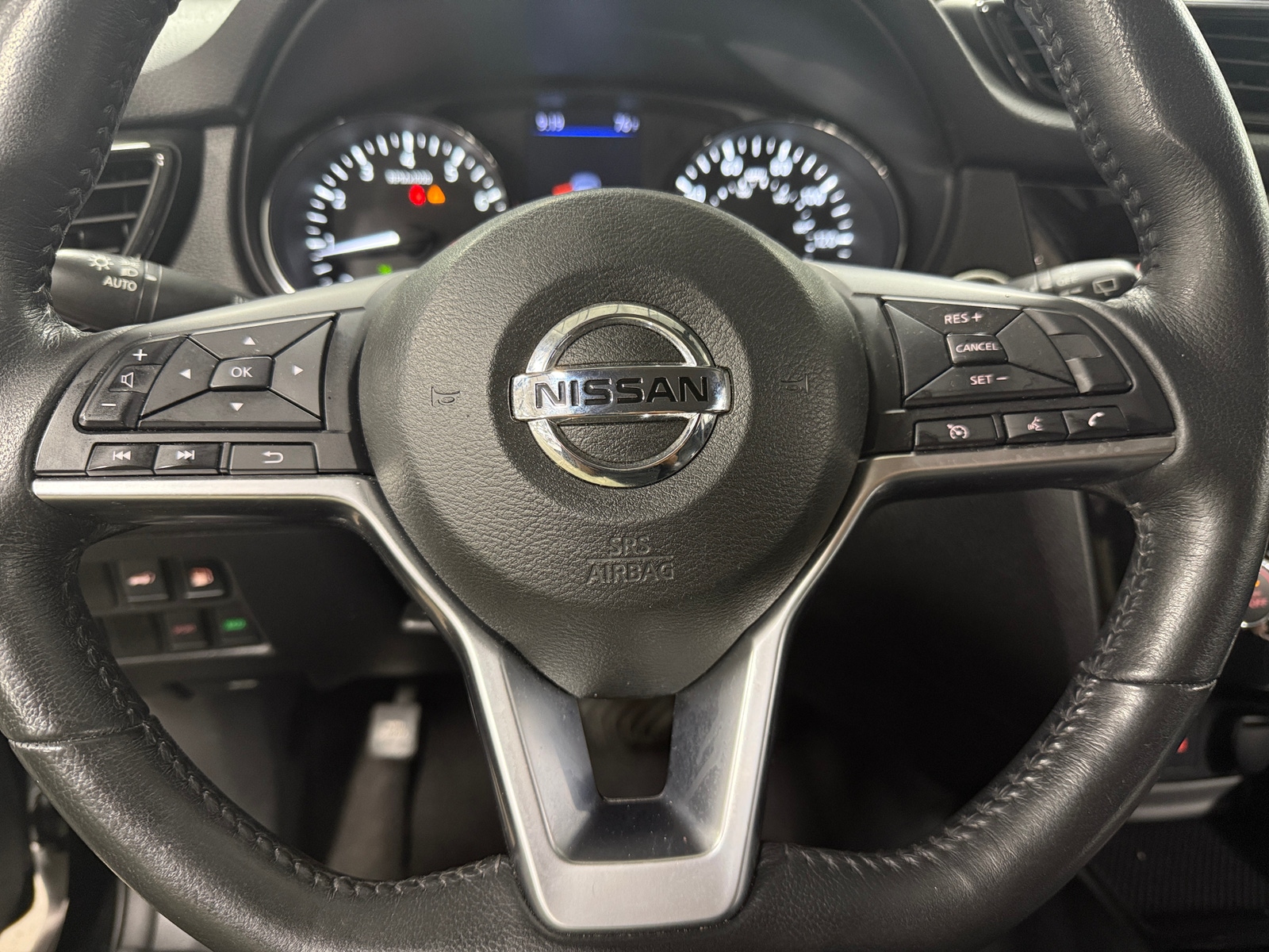 Thumbnail: 2018 Nissan Rogue - 5