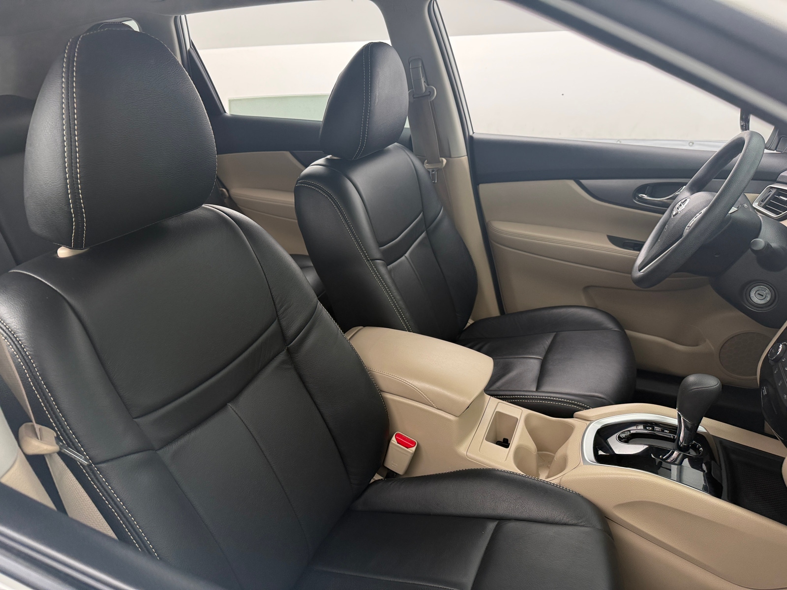 Thumbnail: 2016 Nissan Rogue - 2