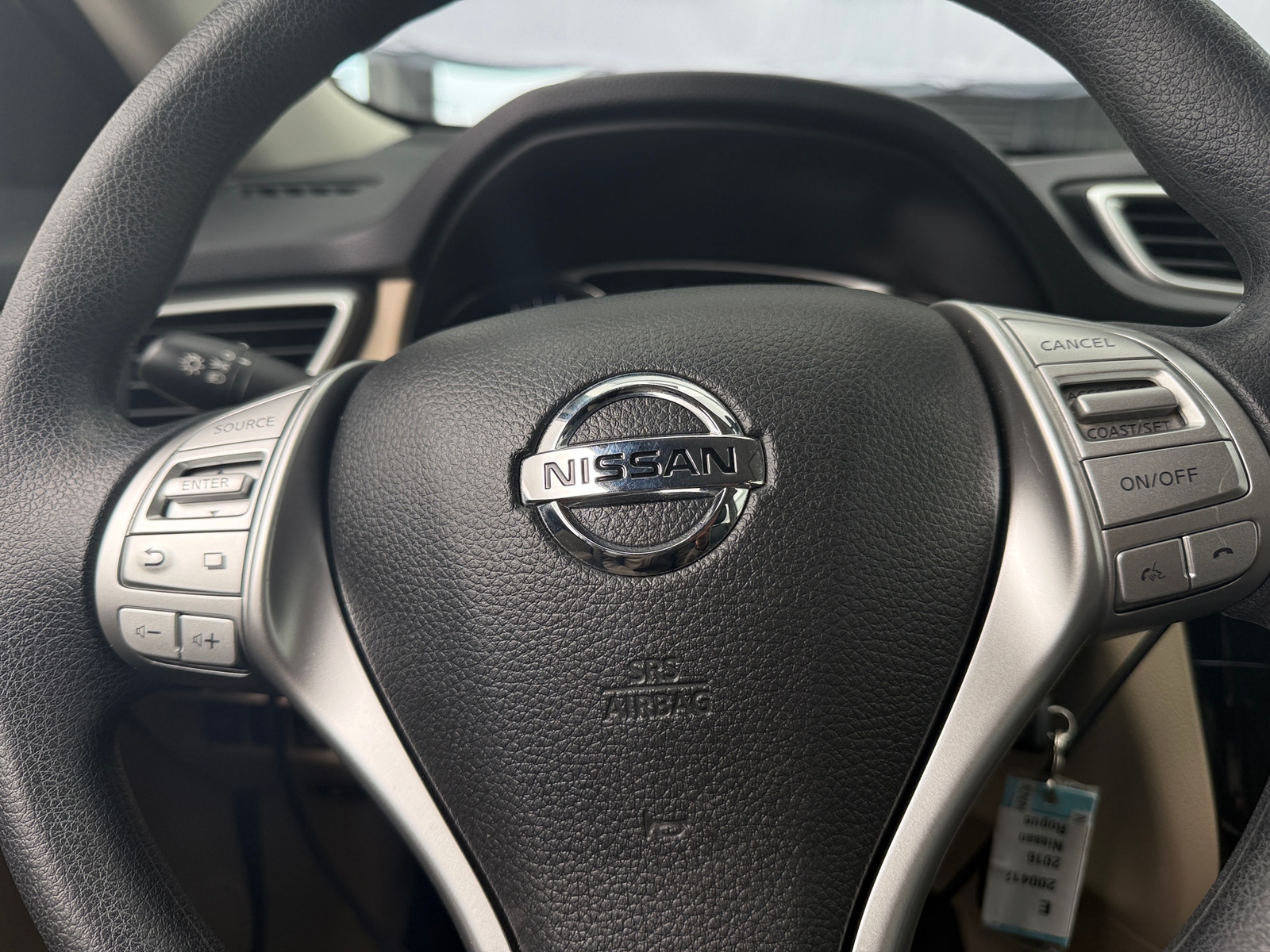 Thumbnail: 2016 Nissan Rogue - 5