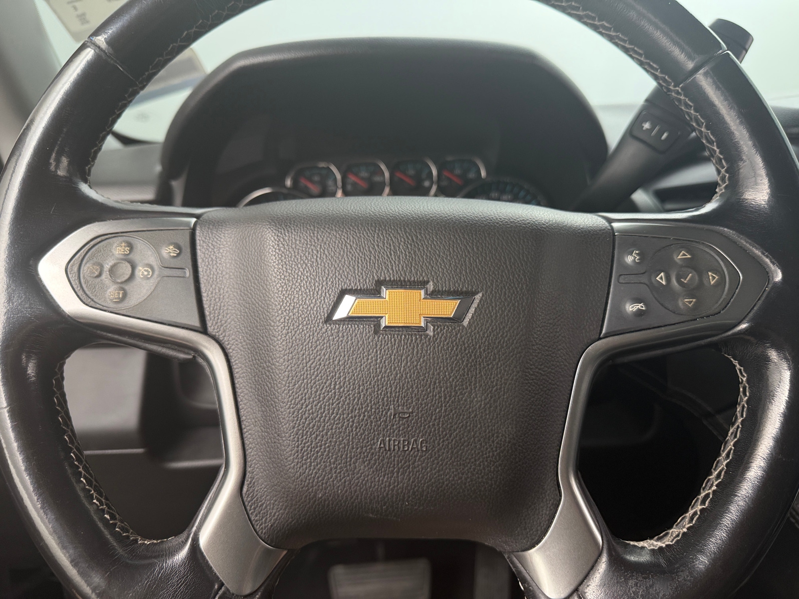 Thumbnail: 2019 Chevrolet Tahoe - 4