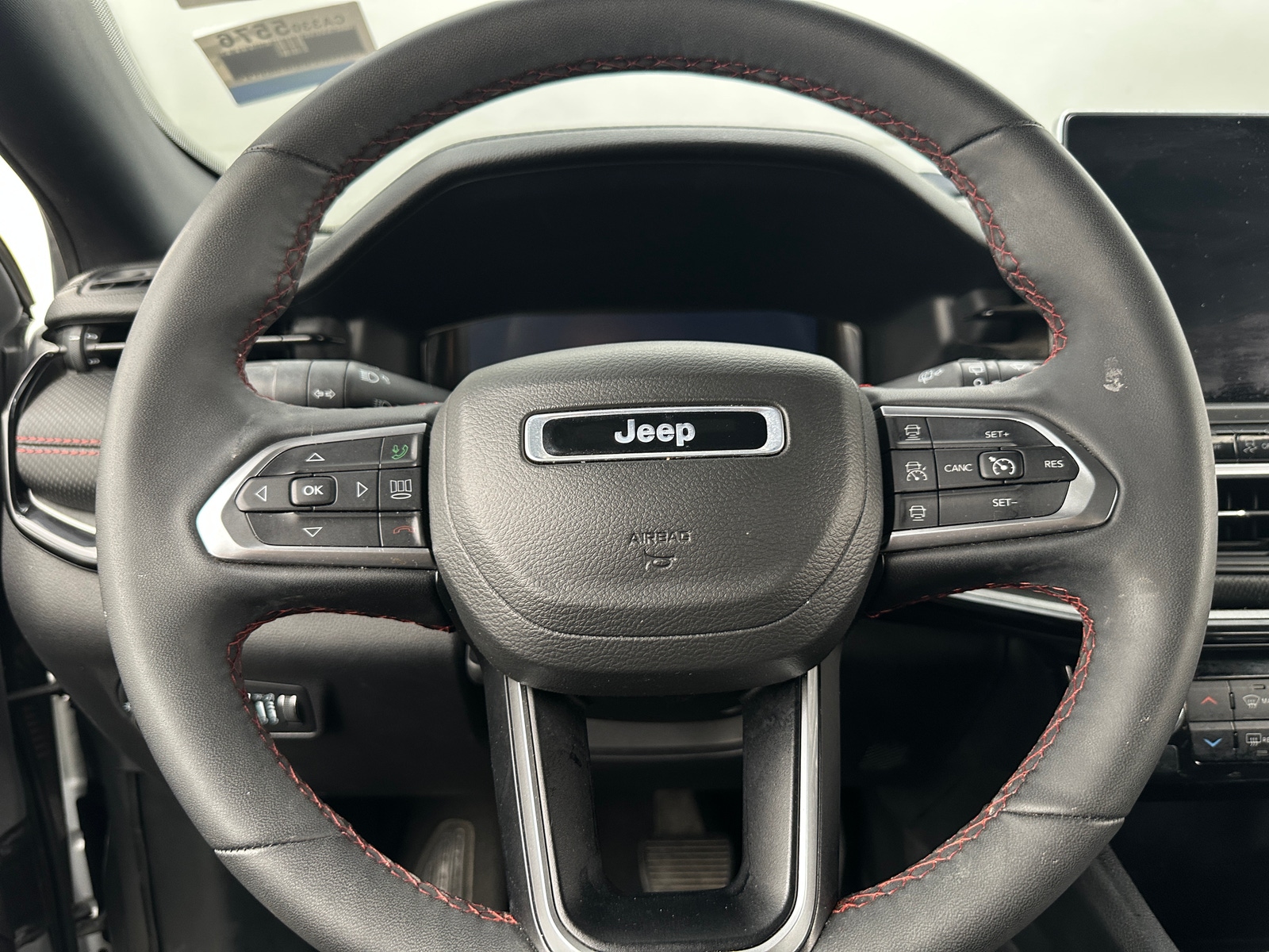 Thumbnail: 2023 Jeep Compass - 4