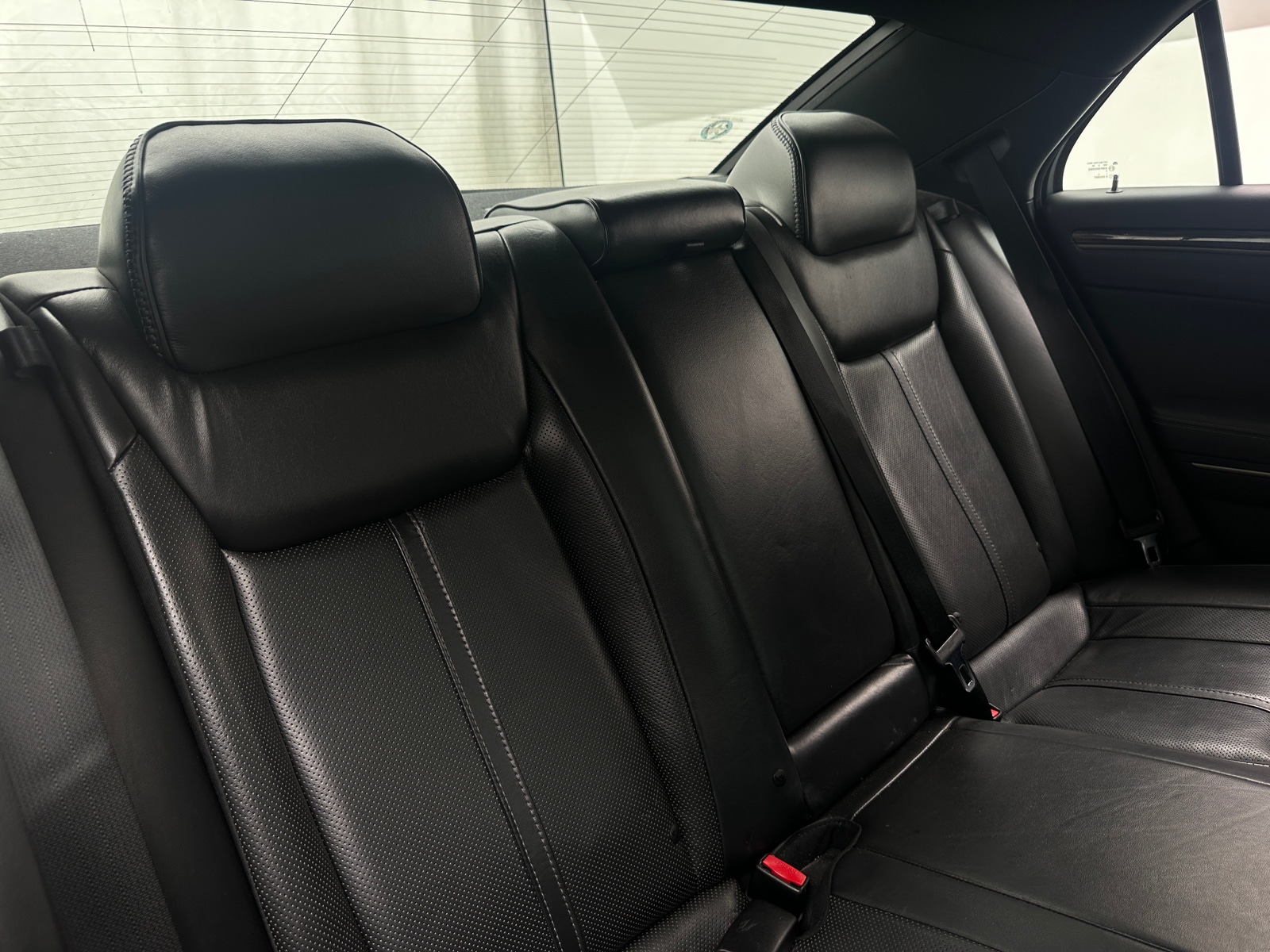 Thumbnail: 2013 Chrysler 300 - 5