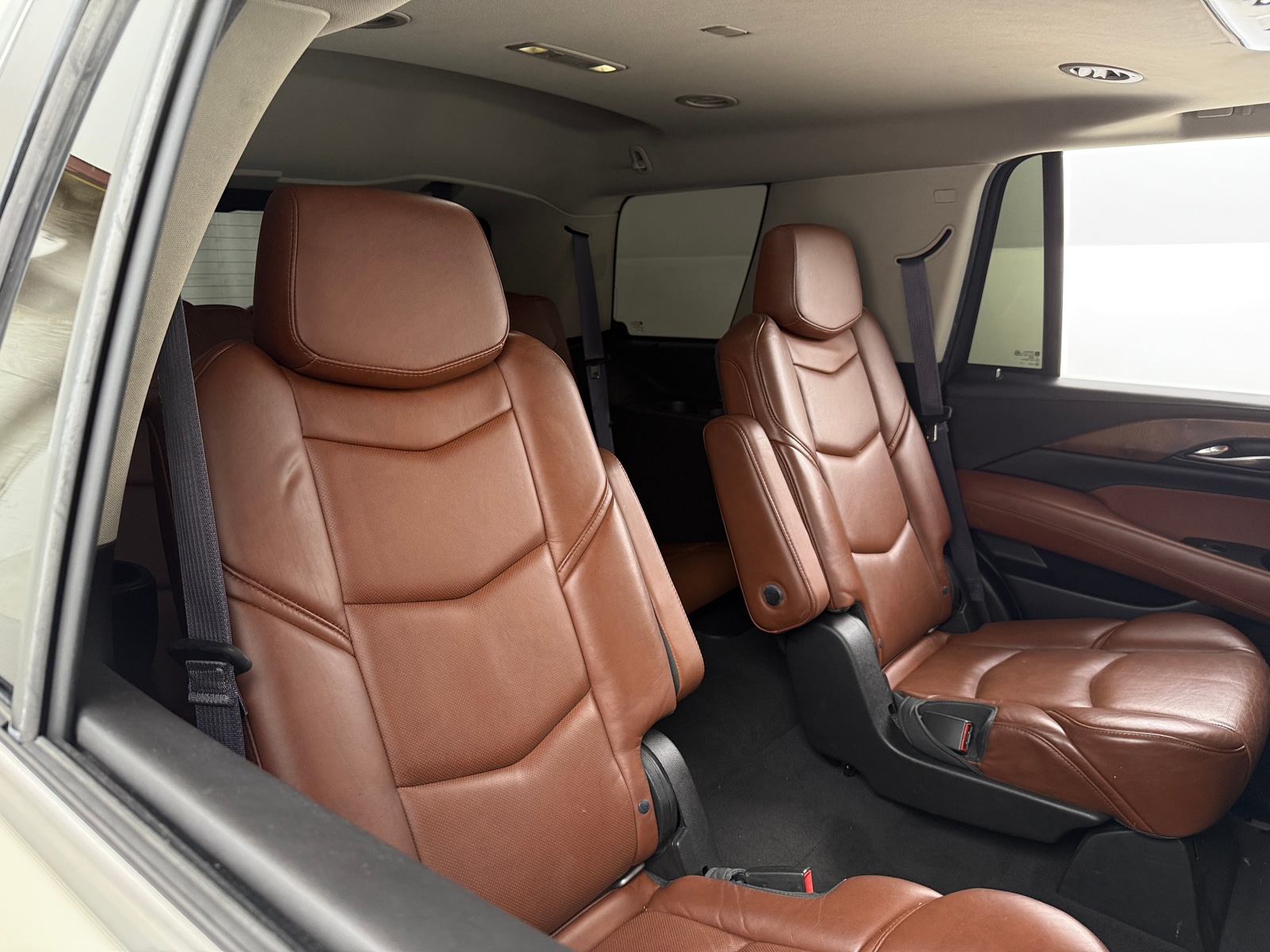 Thumbnail: 2015 Cadillac Escalade - 5
