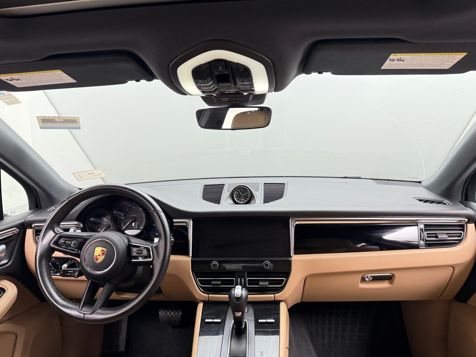 Thumbnail: 2022 Porsche Macan - 2