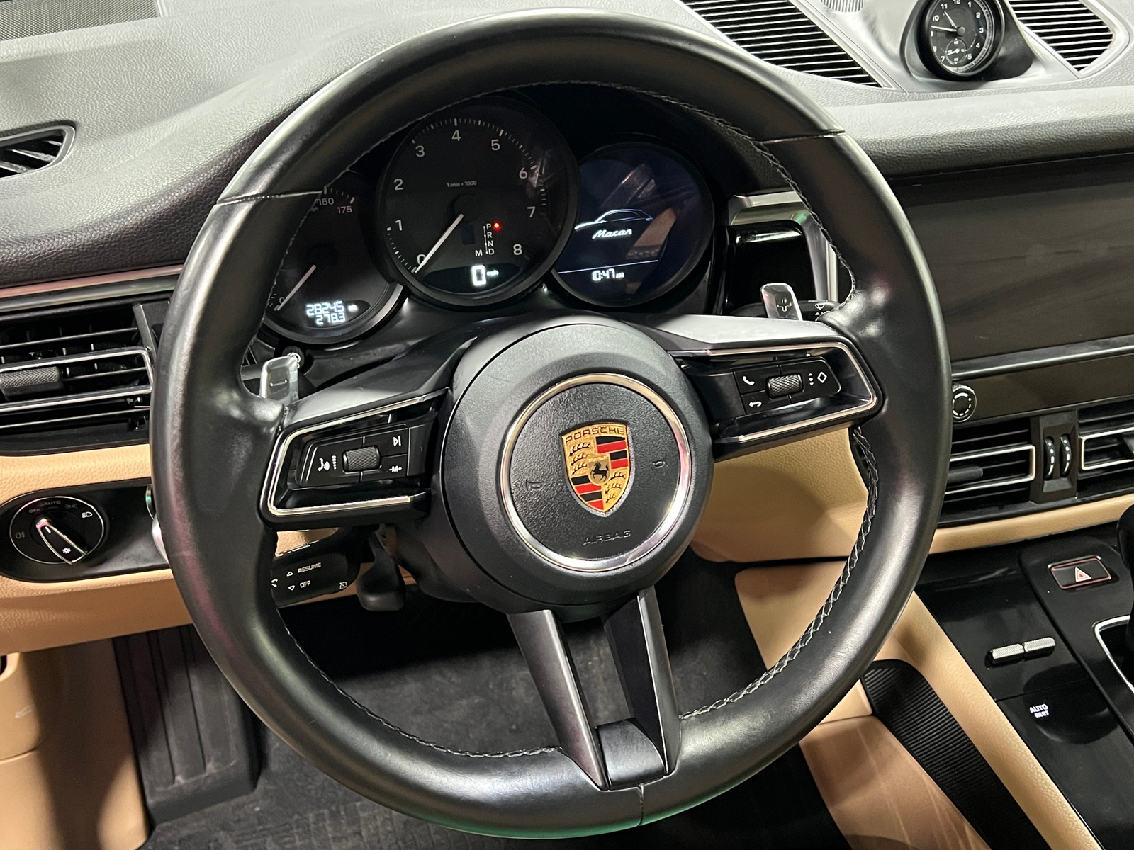 Thumbnail: 2022 Porsche Macan - 4