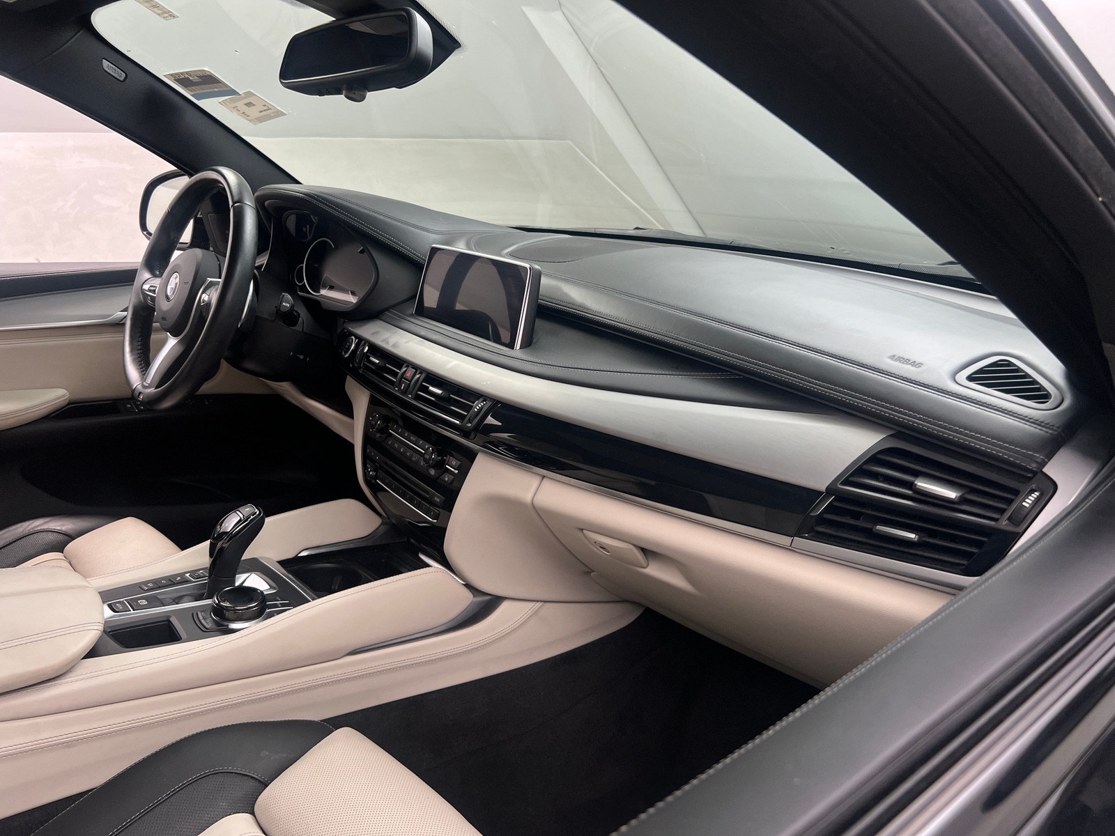 Thumbnail: 2019 BMW X6 - 2