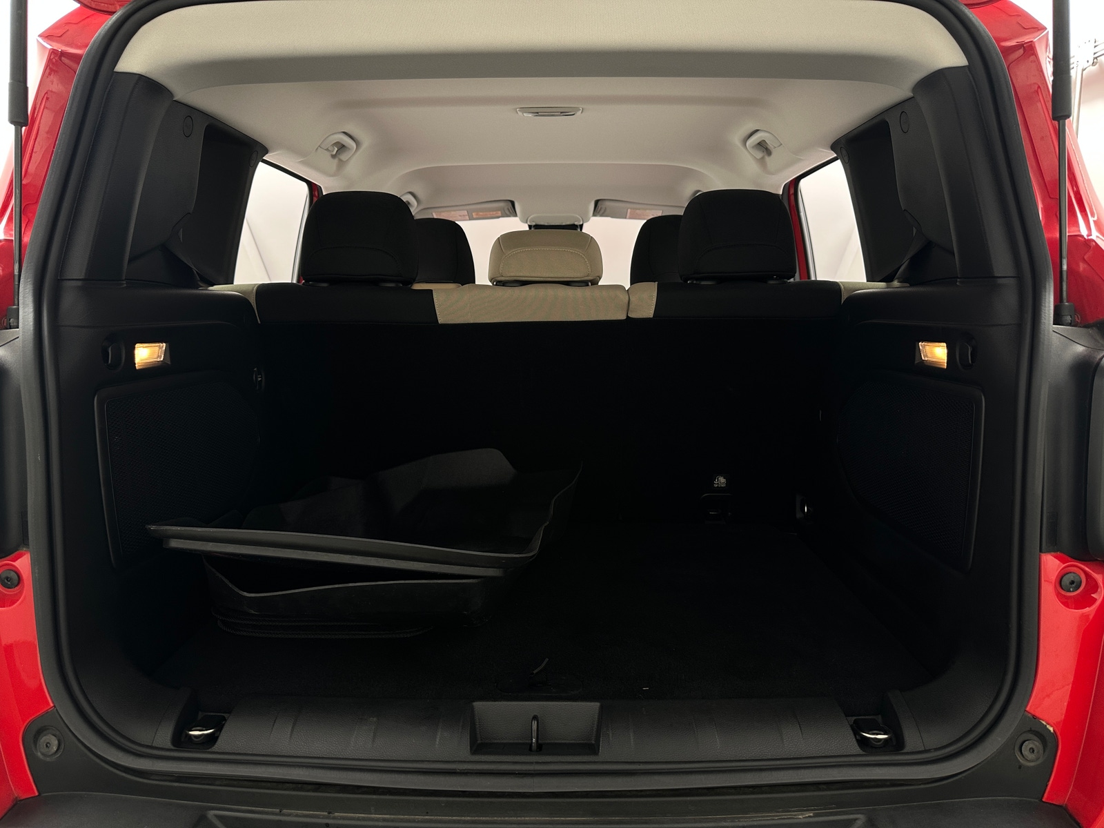 Thumbnail: 2015 Jeep Renegade - 7
