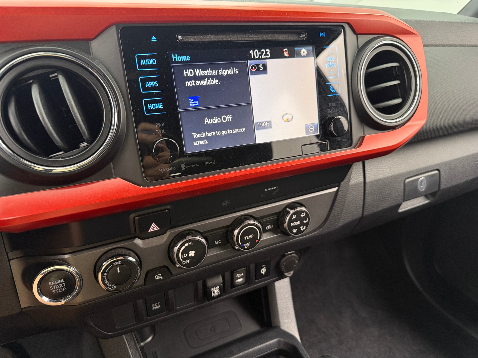 Thumbnail: 2019 Toyota Tacoma - 4