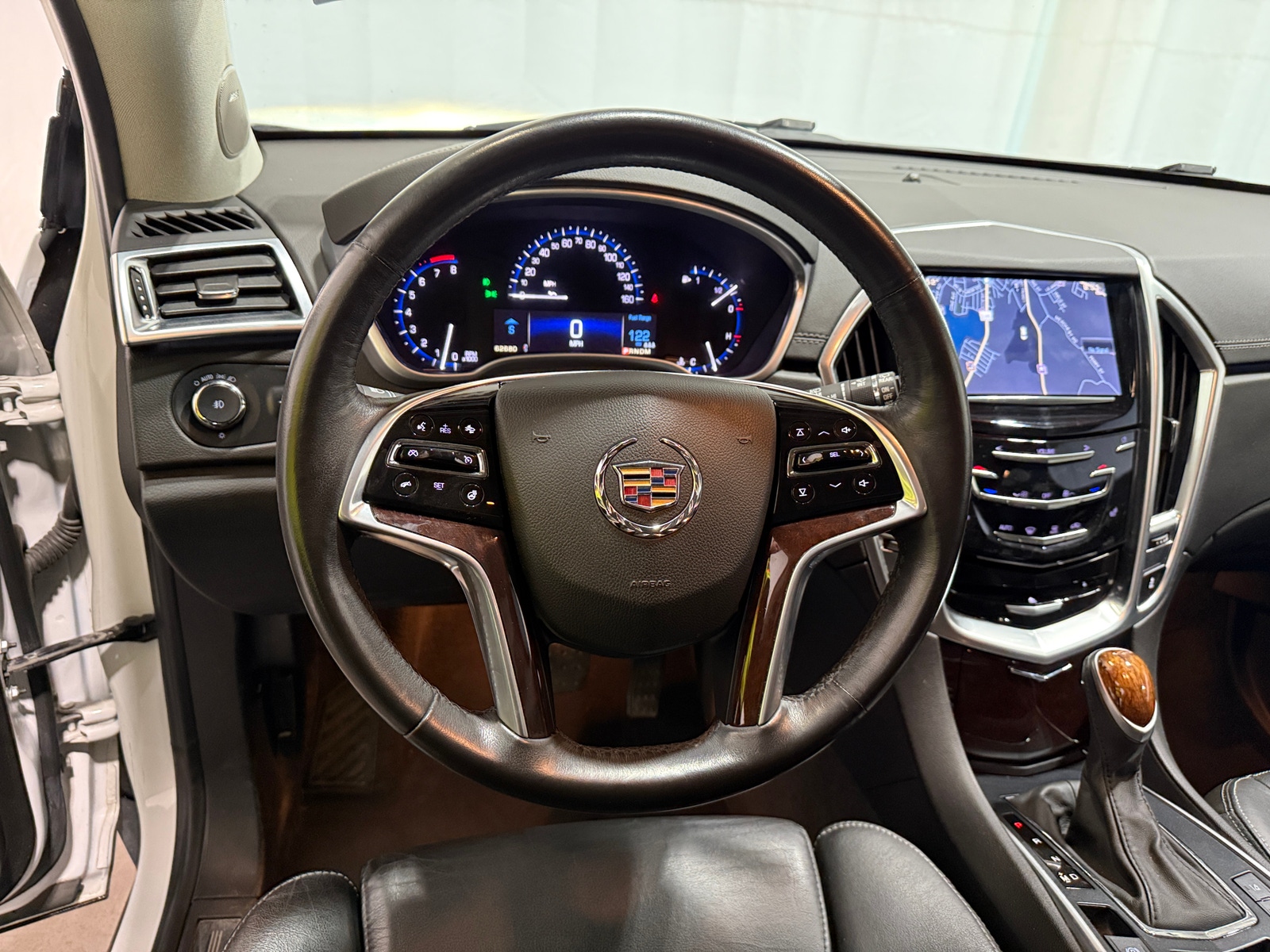 Thumbnail: 2016 Cadillac SRX - 4