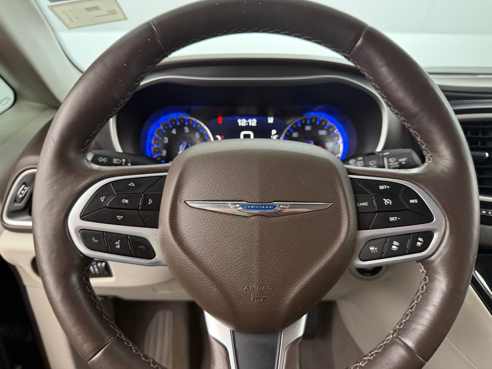 Thumbnail: 2020 Chrysler Pacifica - 4