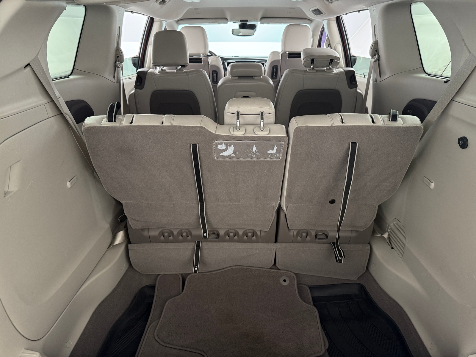 Thumbnail: 2020 Chrysler Pacifica - 6