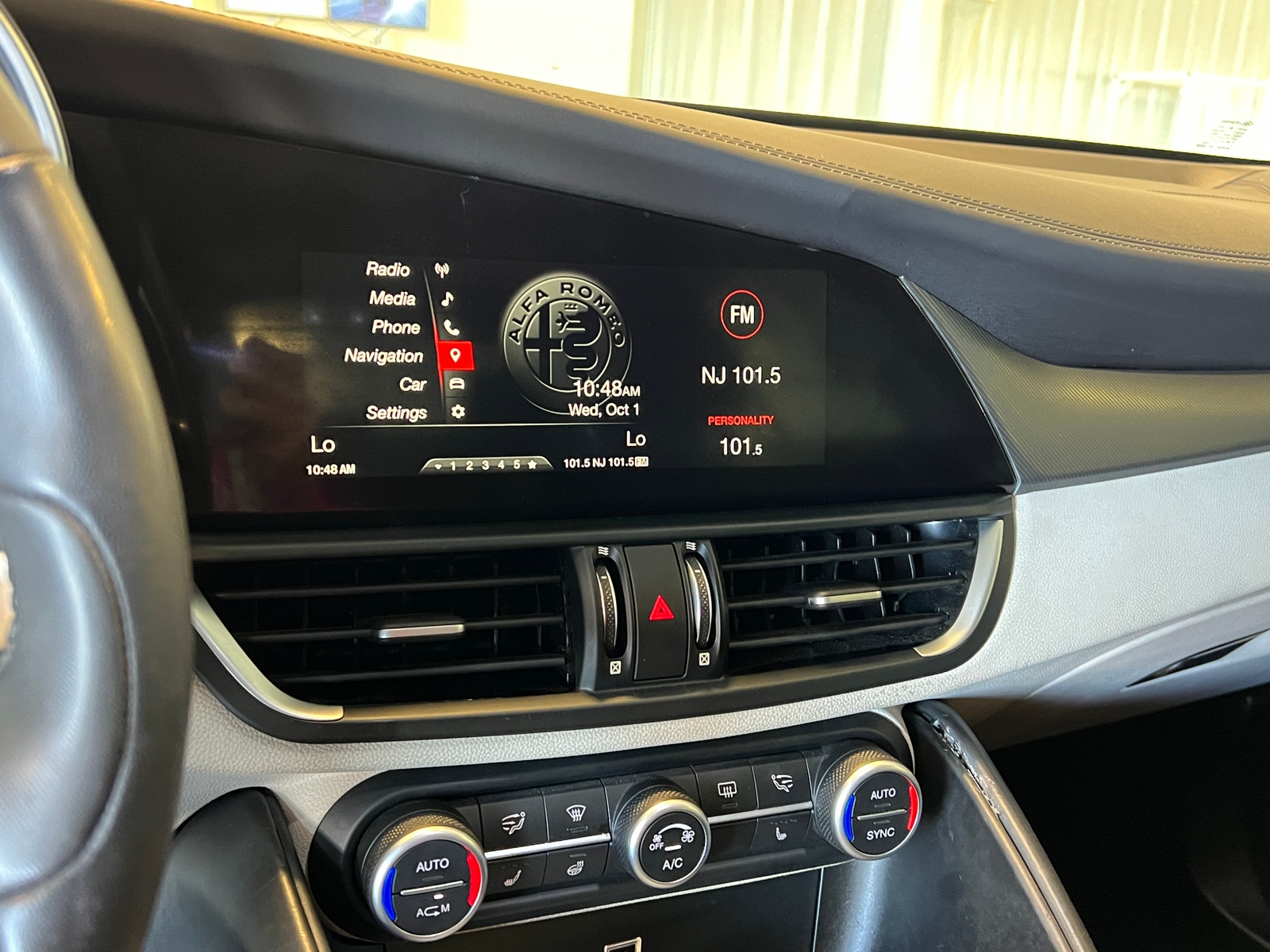 Thumbnail: 2018 Alfa Romeo Giulia - 3