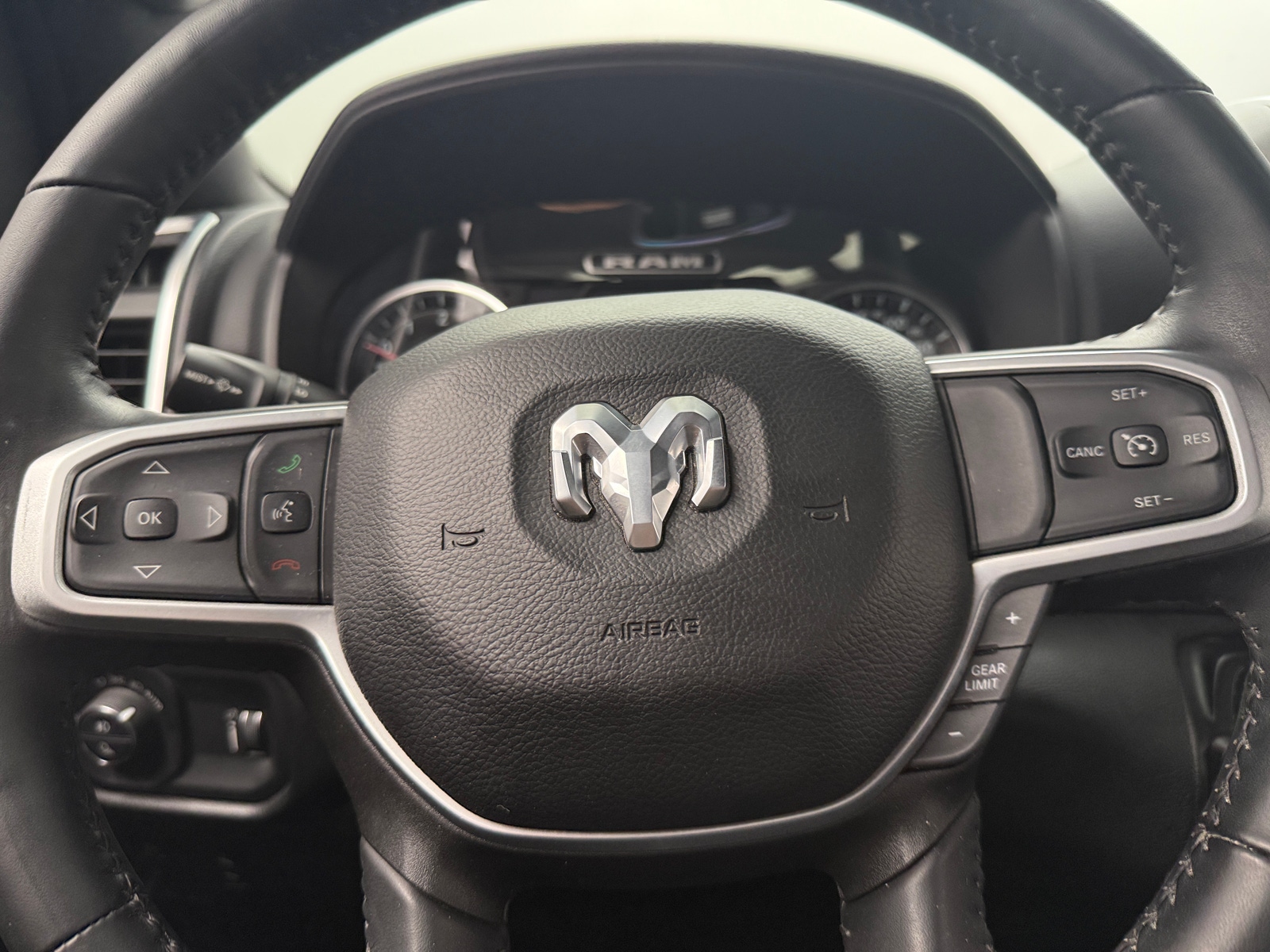 Thumbnail: 2022 RAM 1500 - 5