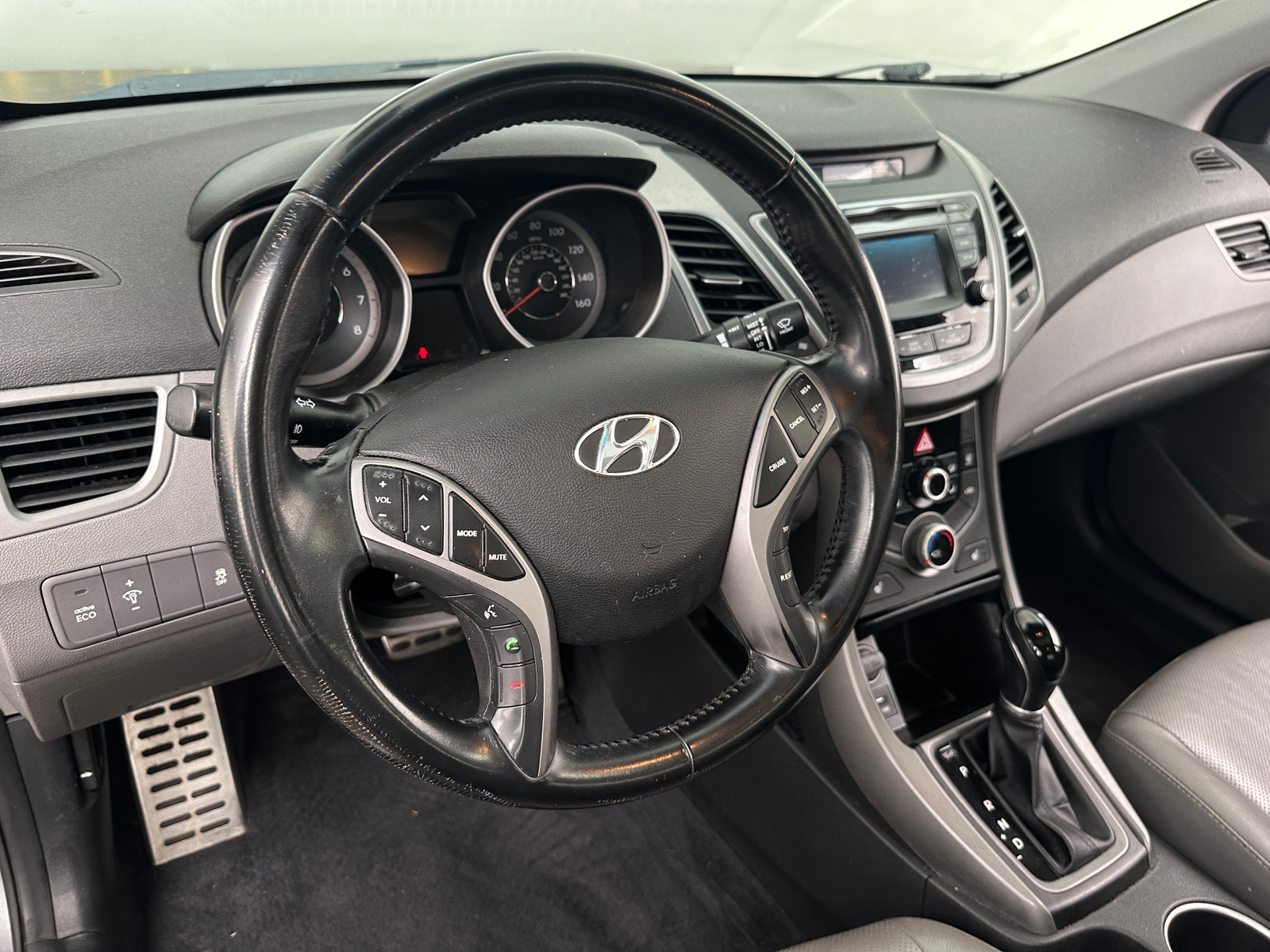 Thumbnail: 2015 Hyundai Elantra - 4