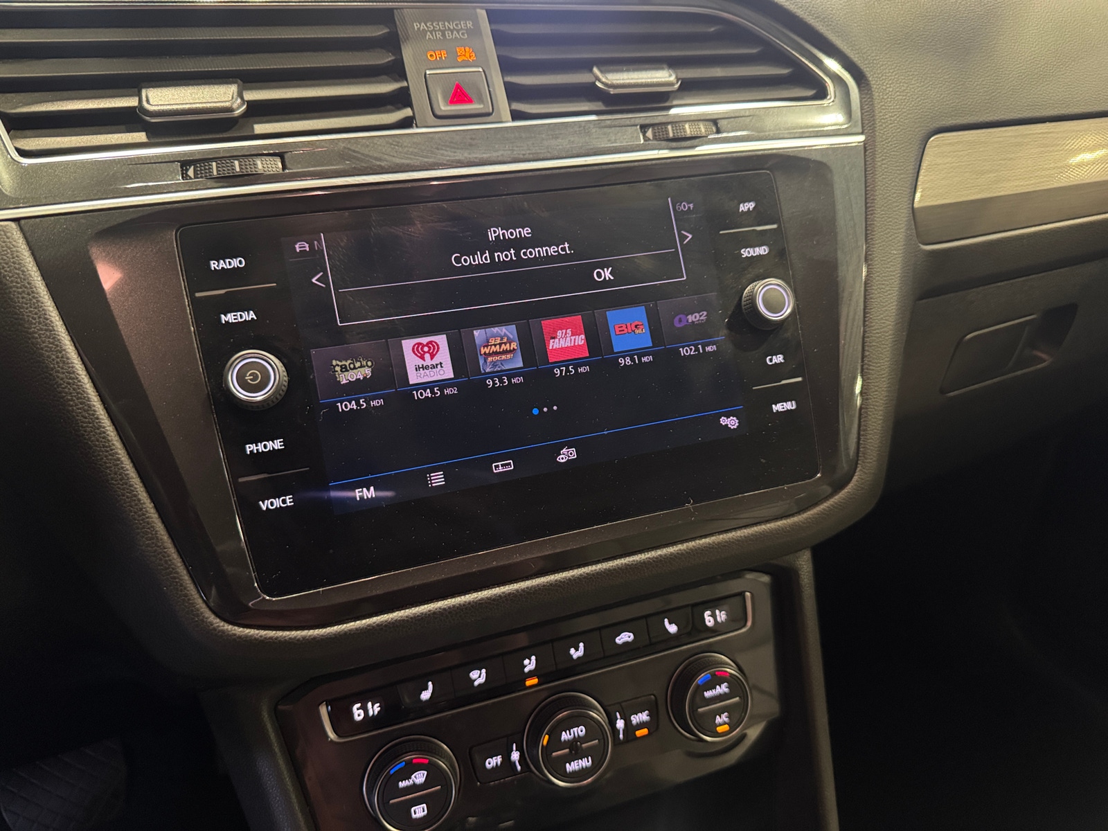 Thumbnail: 2018 Volkswagen Tiguan - 3