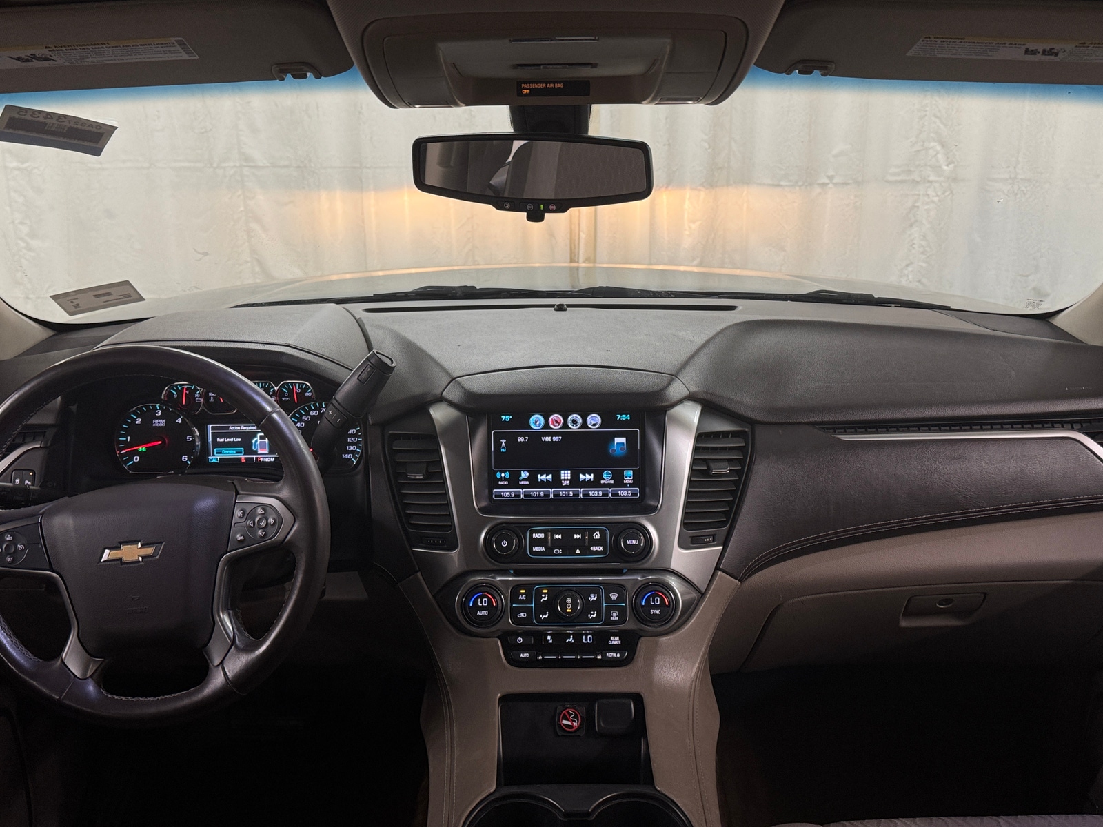 Thumbnail: 2016 Chevrolet Tahoe - 3