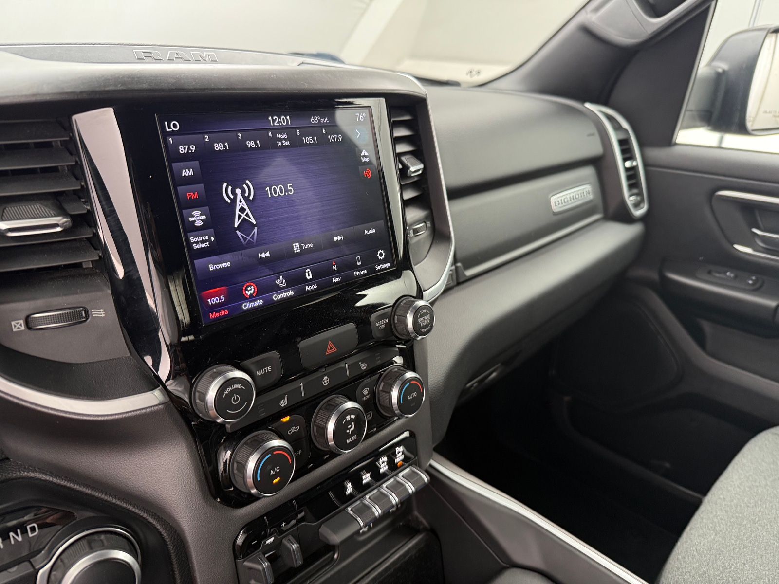 Thumbnail: 2020 RAM 1500 - 4