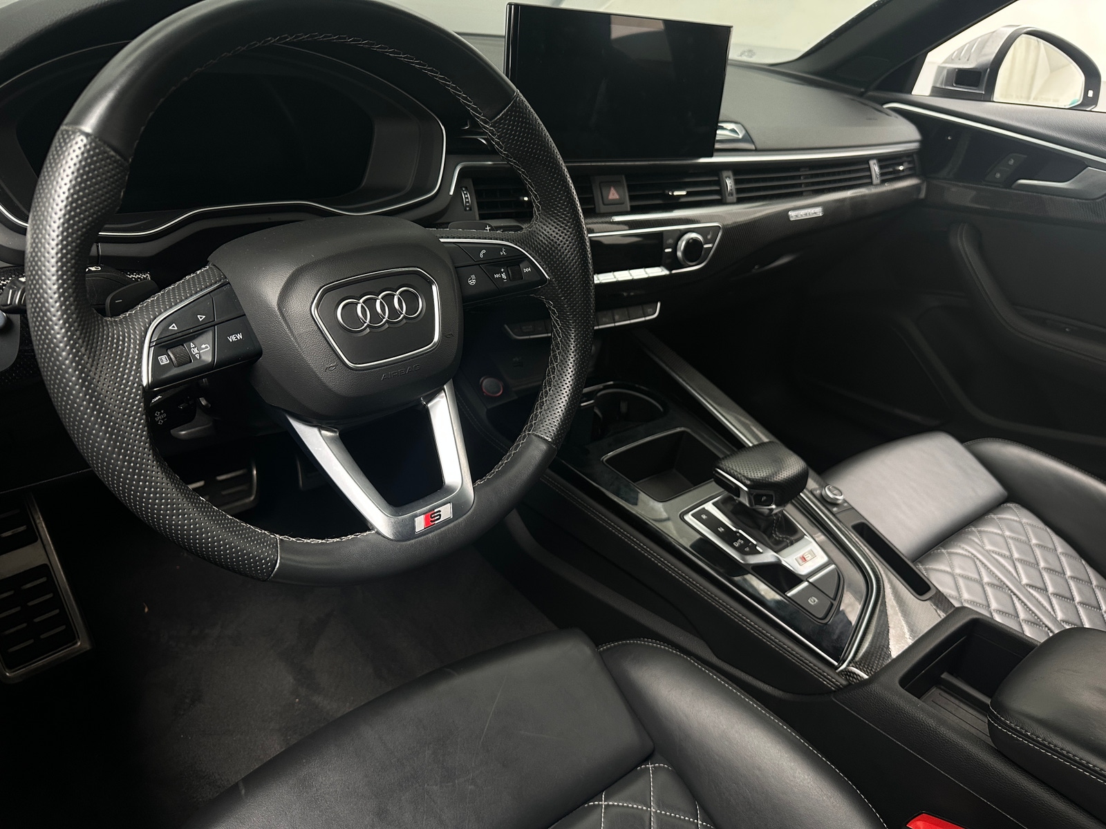 Thumbnail: 2022 Audi S4 - 4