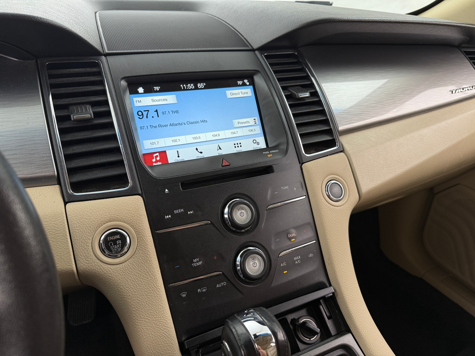Thumbnail: 2018 Ford Taurus - 4