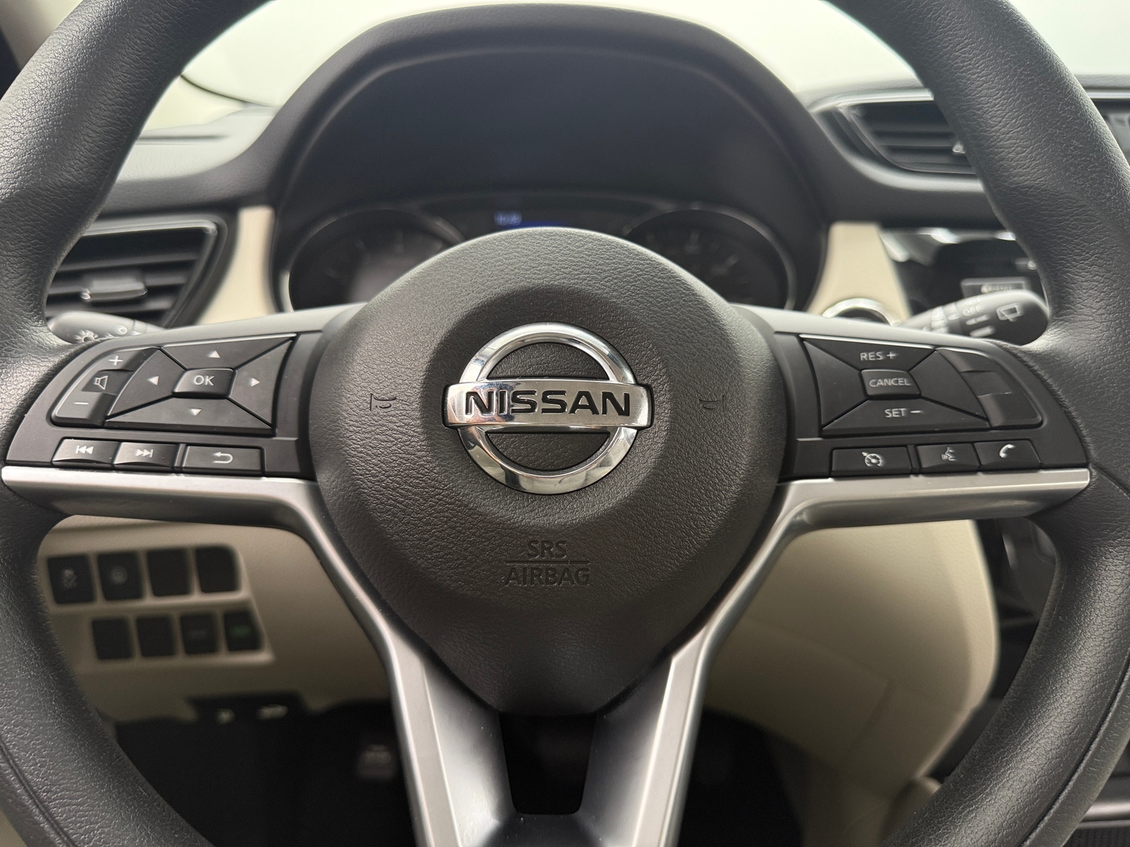 Thumbnail: 2020 Nissan Rogue Sport - 5