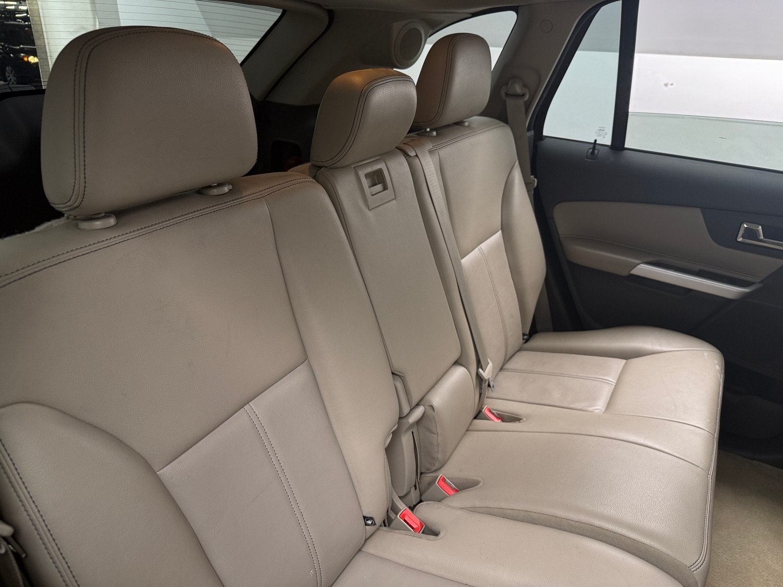Thumbnail: 2011 Ford Edge - 5