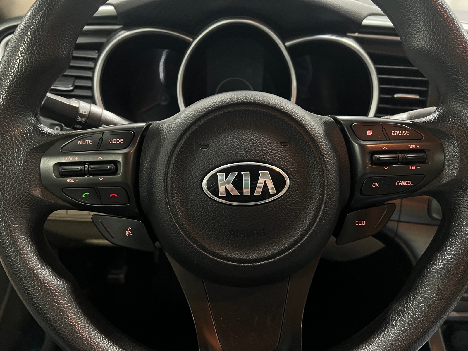 Thumbnail: 2015 Kia Optima - 5