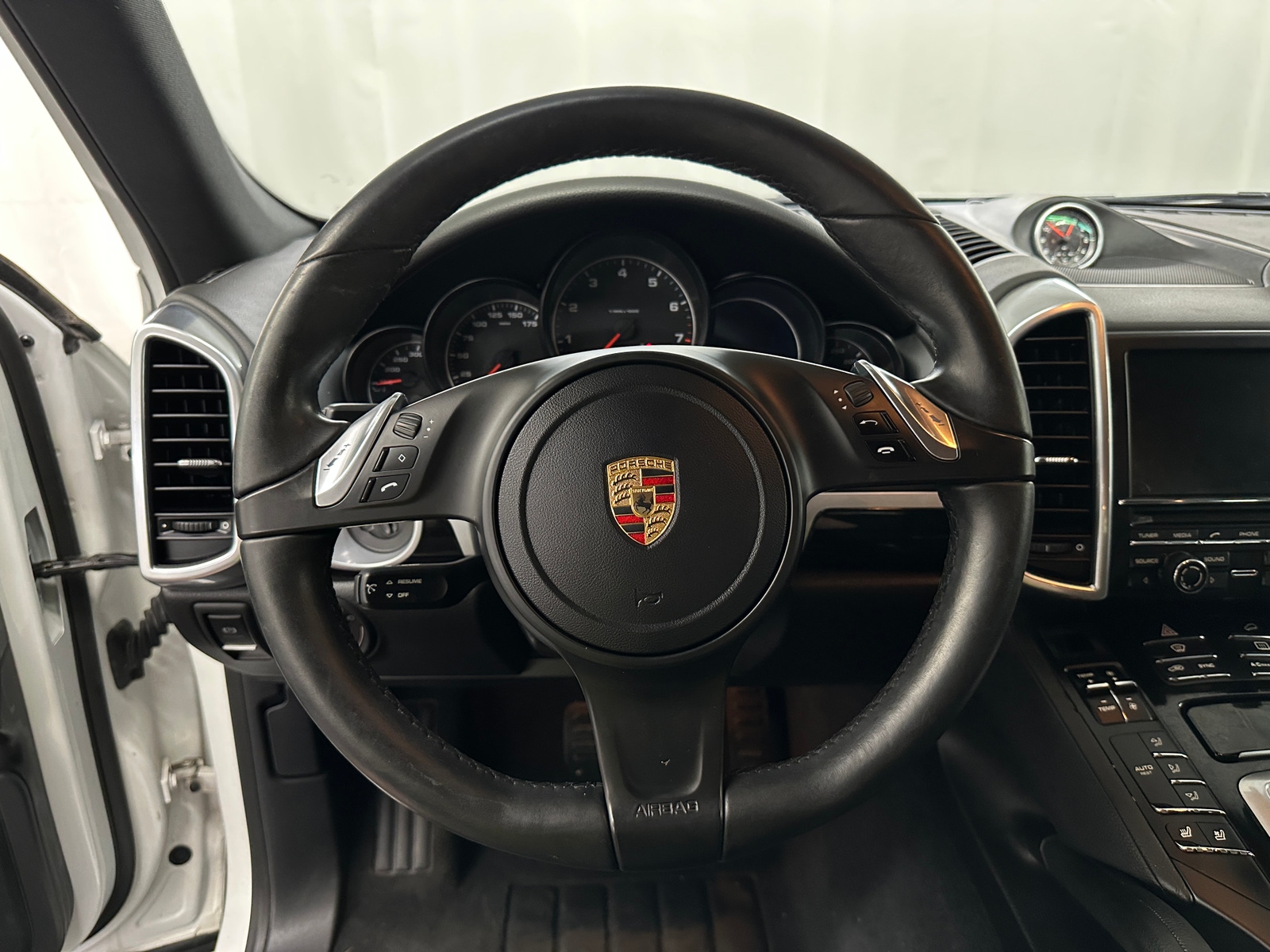 Thumbnail: 2014 Porsche Cayenne - 4