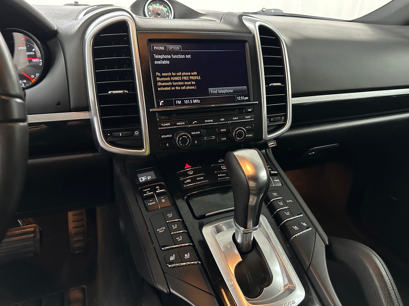Thumbnail: 2014 Porsche Cayenne - 3