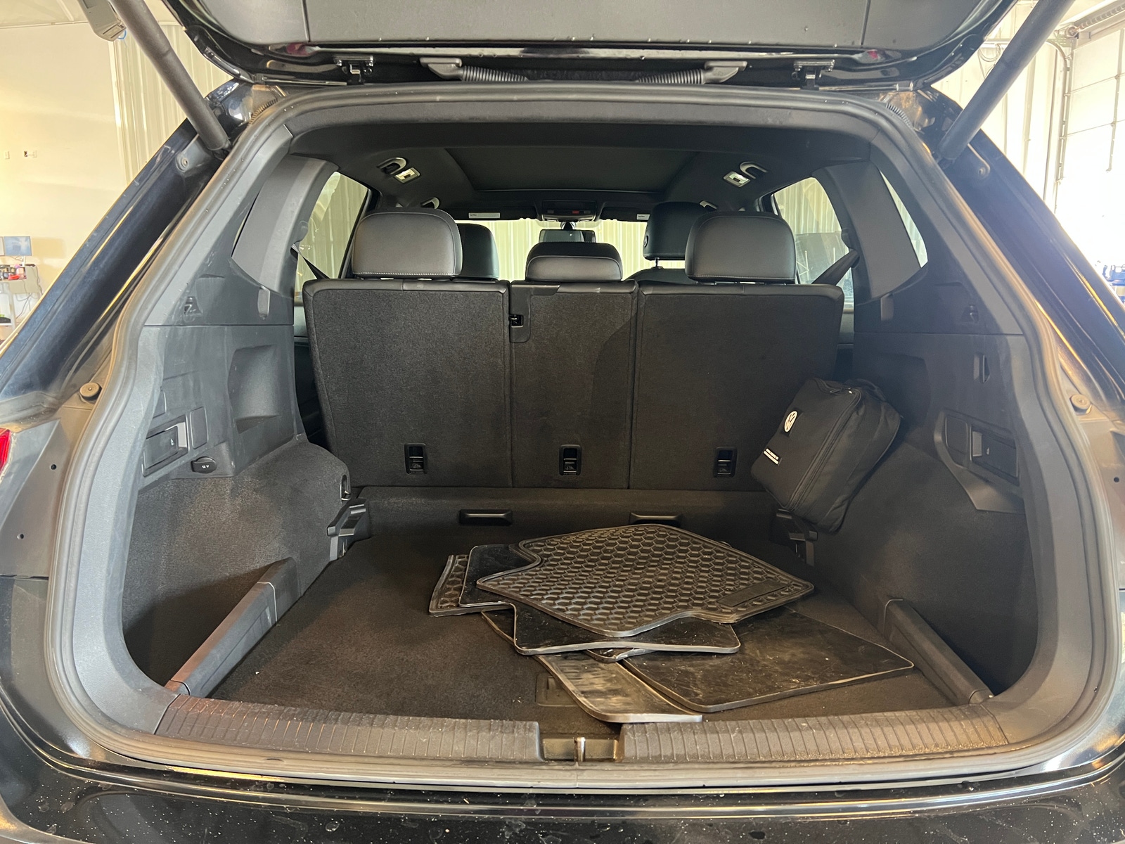 Thumbnail: 2019 Volkswagen Tiguan - 7