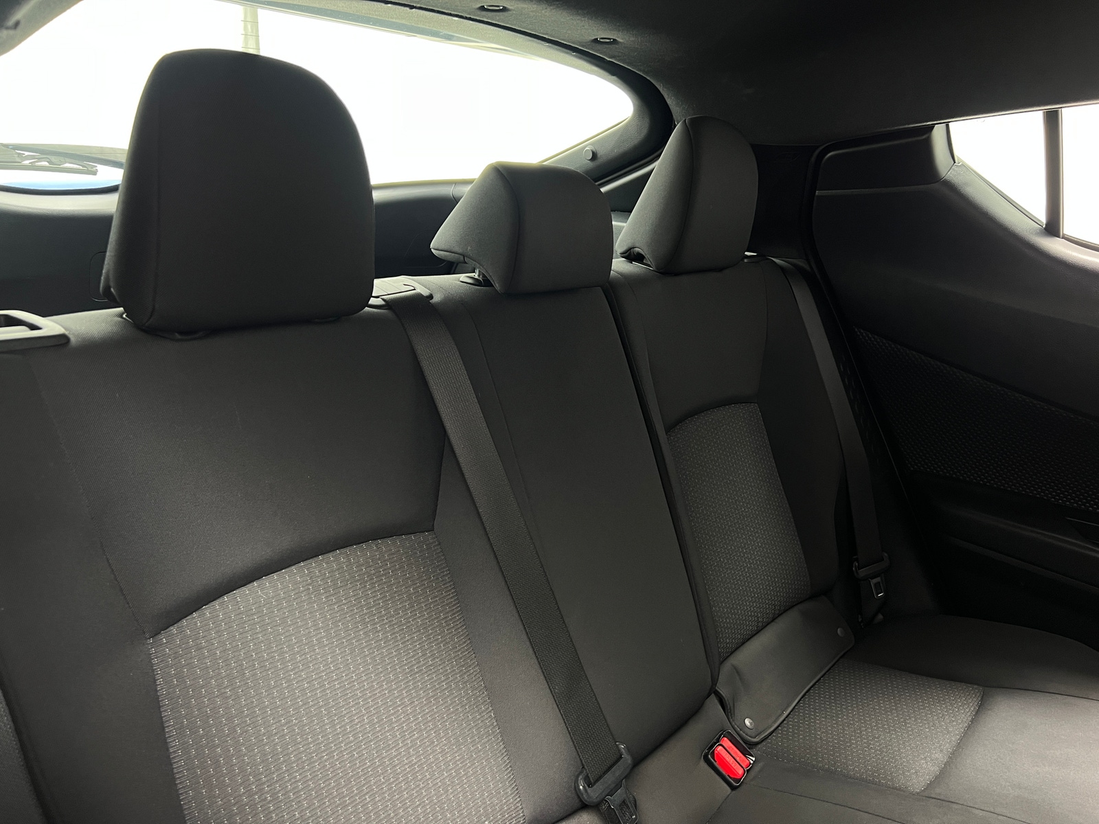 Thumbnail: 2018 Toyota C-HR - 6