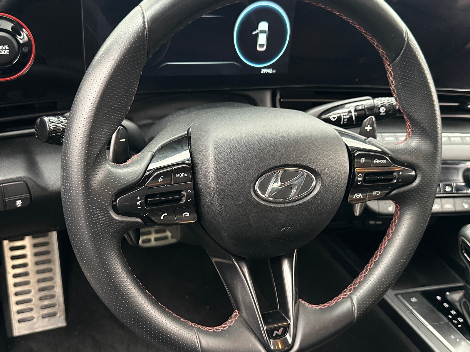 Thumbnail: 2023 Hyundai Elantra - 4