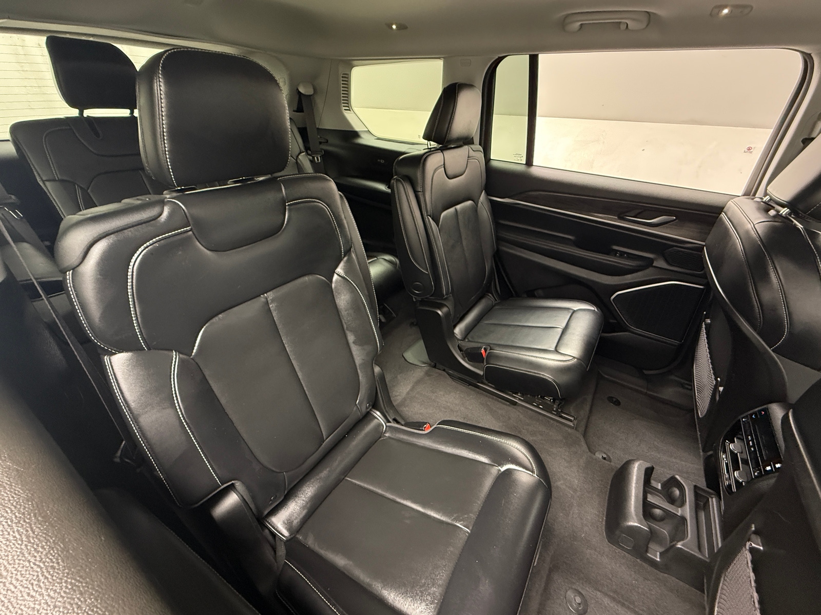 Thumbnail: 2021 Jeep Grand Cherokee L - 5