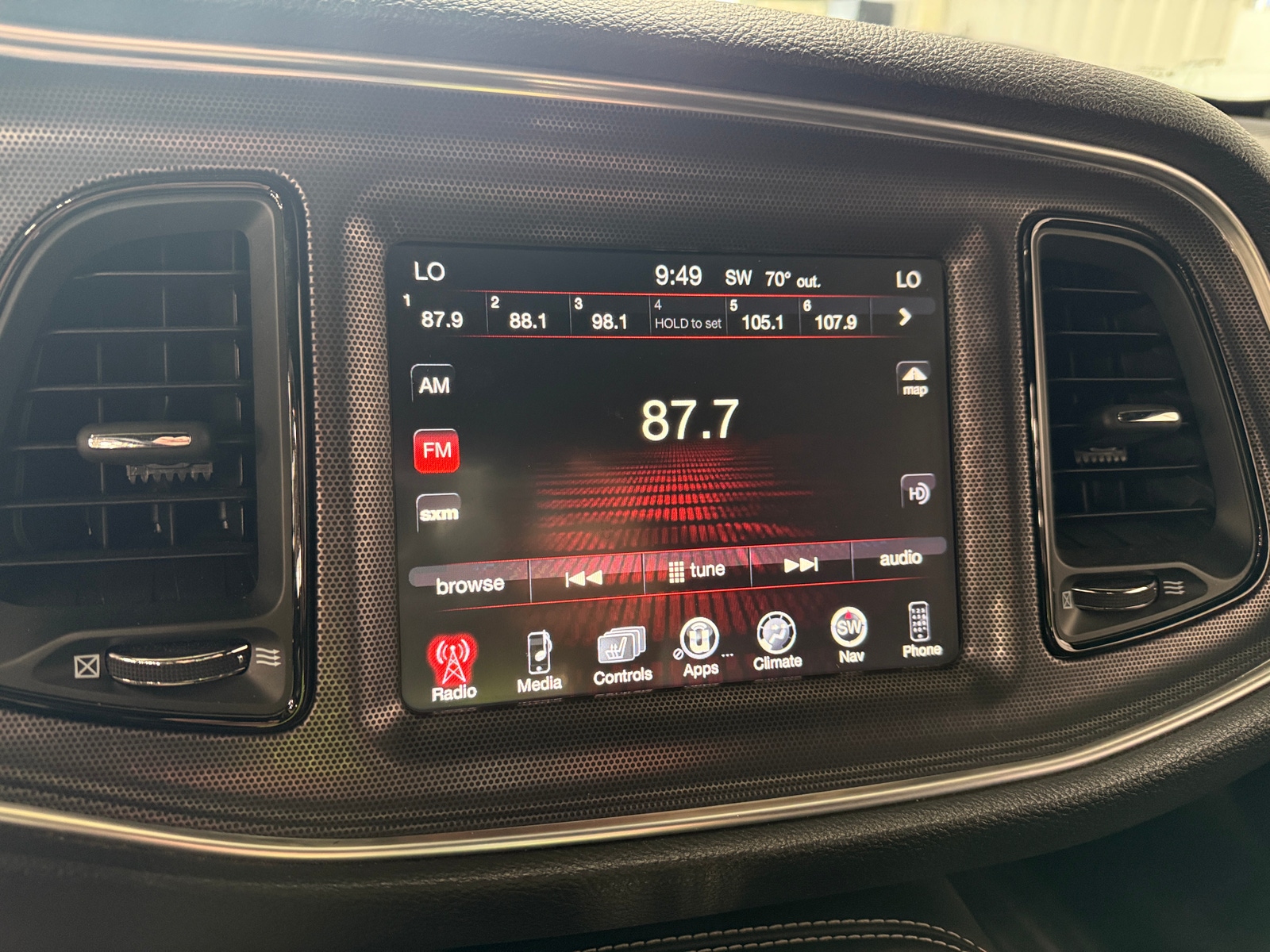 Thumbnail: 2015 Dodge Challenger - 2