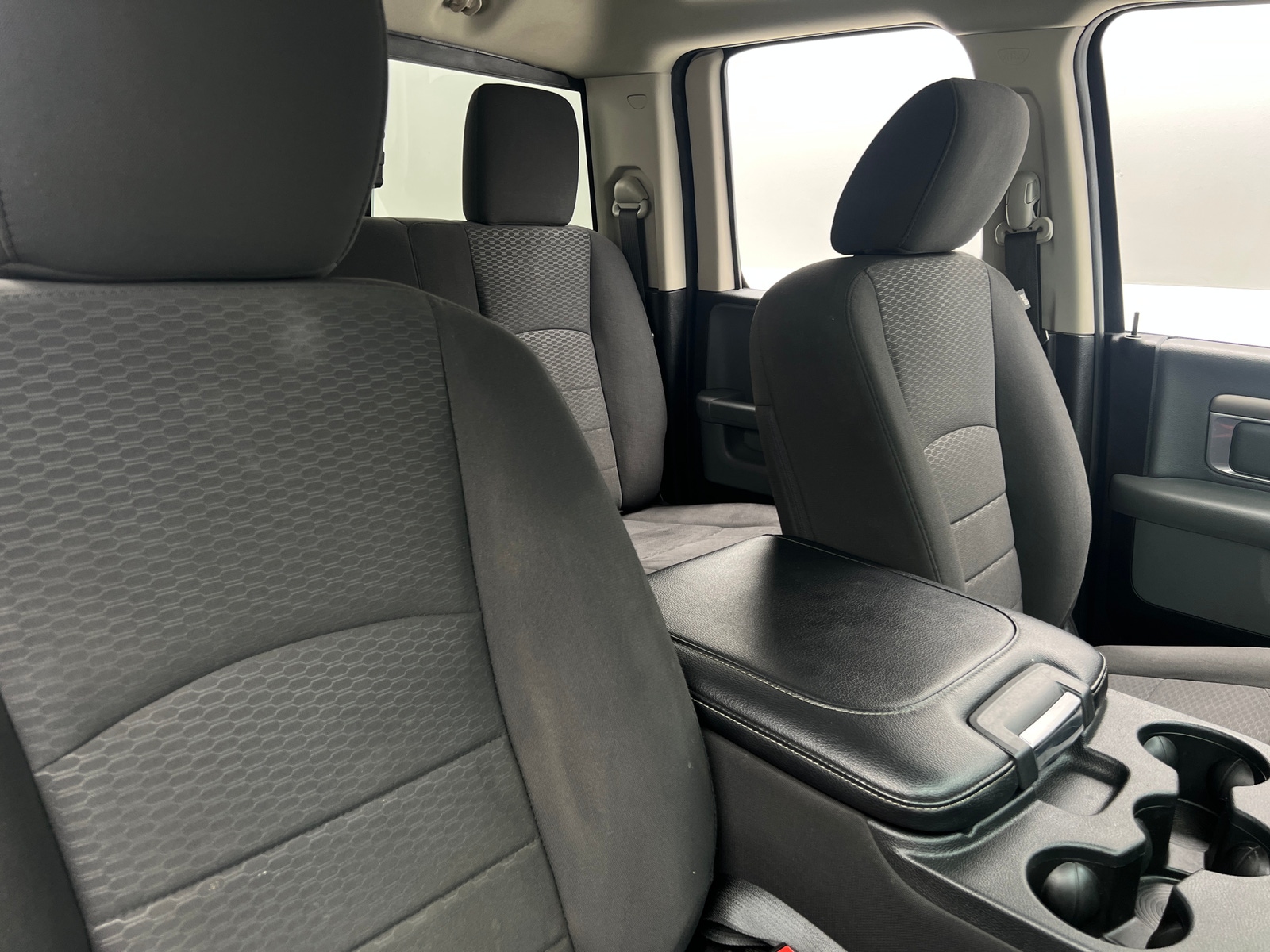 Thumbnail: 2019 RAM 1500 Classic - 2