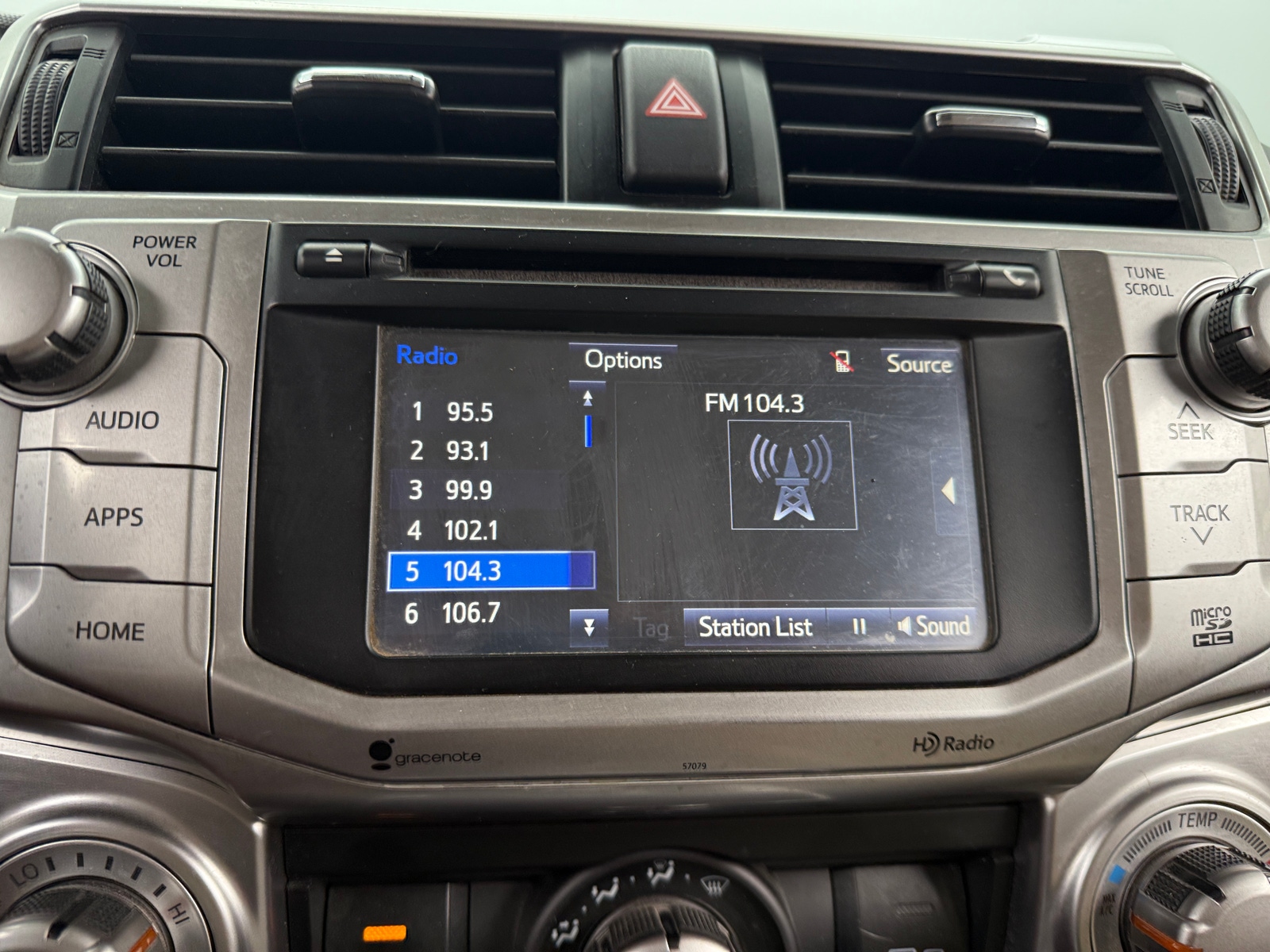 Thumbnail: 2015 Toyota 4Runner - 4