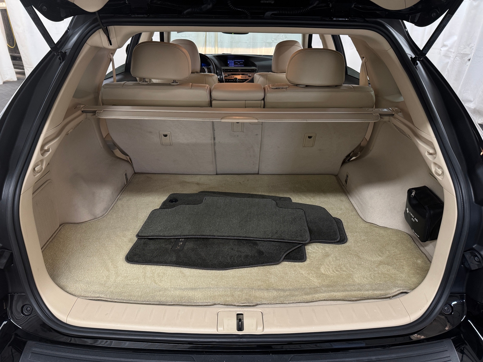 Thumbnail: 2015 Lexus RX - 6