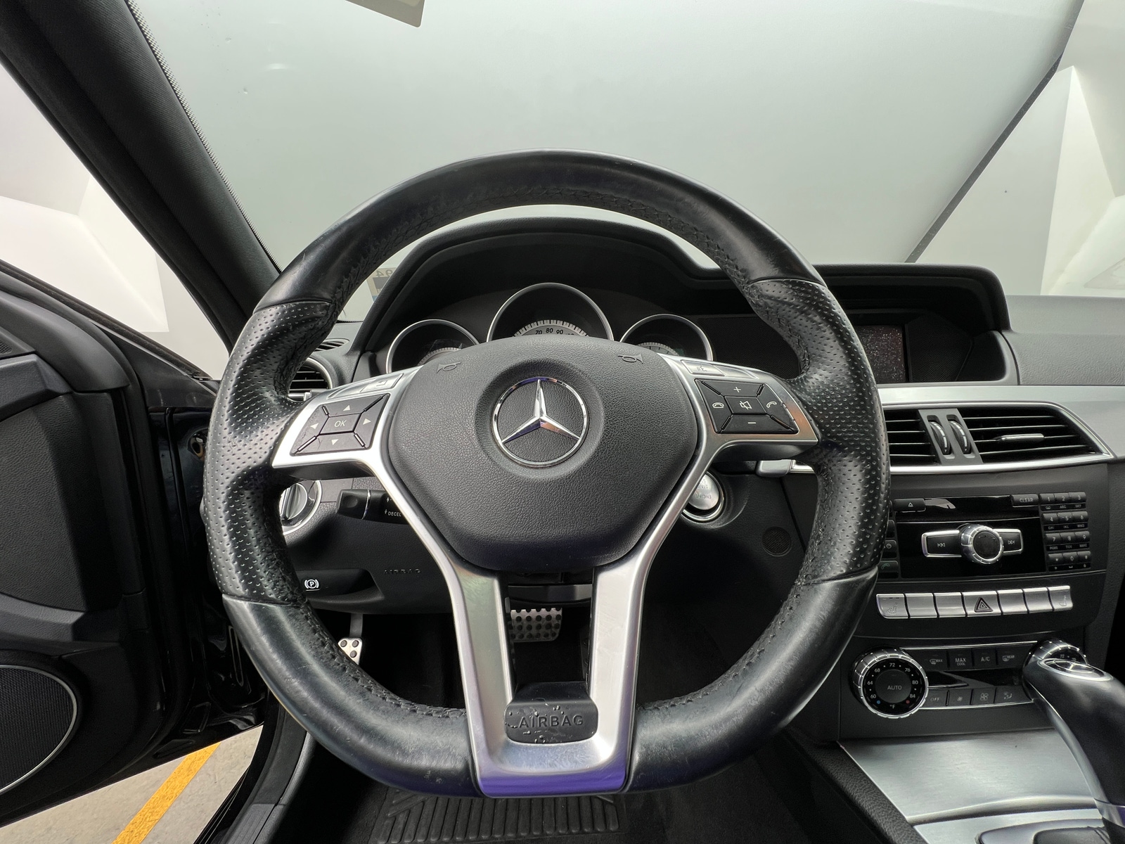 Thumbnail: 2014 Mercedes-Benz C-Class - 4