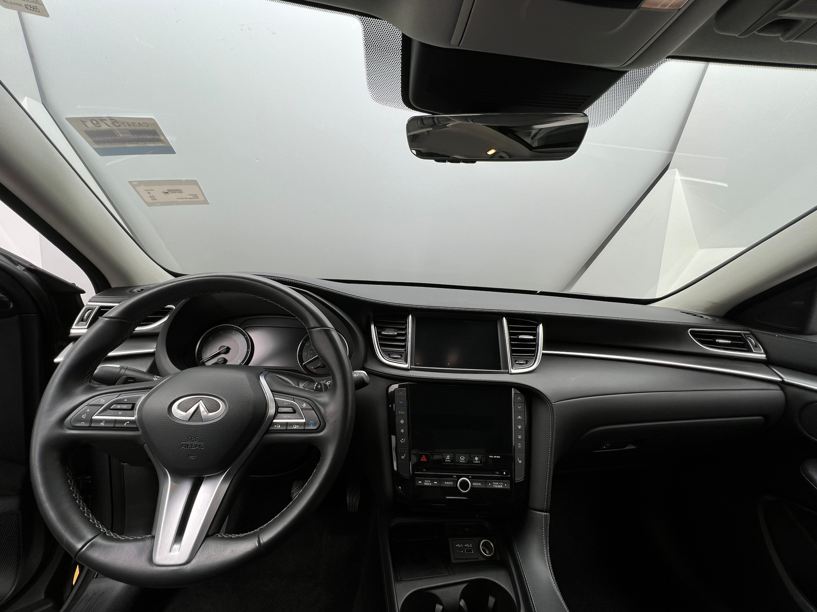 Thumbnail: 2024 INFINITI QX50 - 2