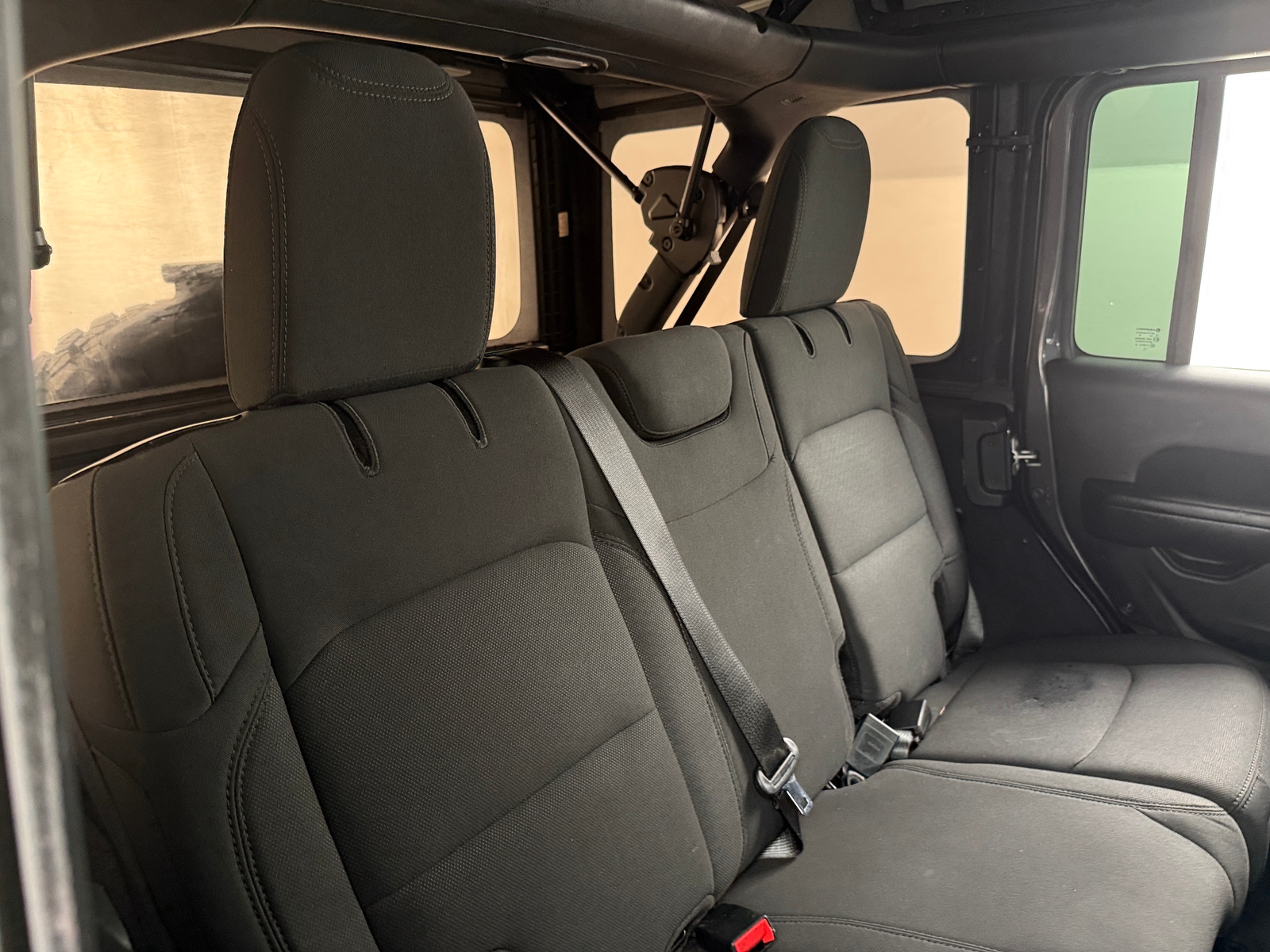 Thumbnail: 2022 Jeep Wrangler - 6