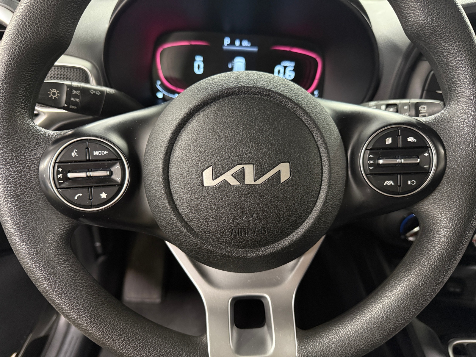 Thumbnail: 2023 Kia Soul - 5