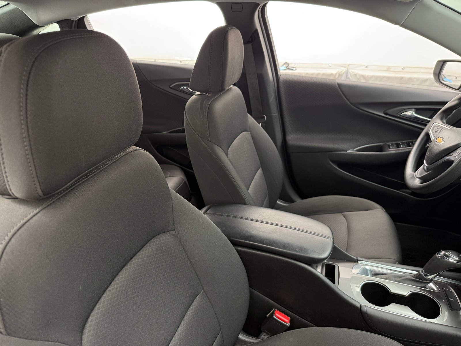 Thumbnail: 2018 Chevrolet Malibu - 2