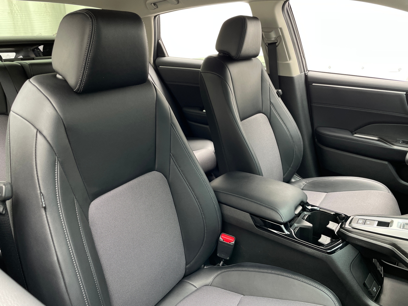 Thumbnail: 2018 Honda Clarity - 2