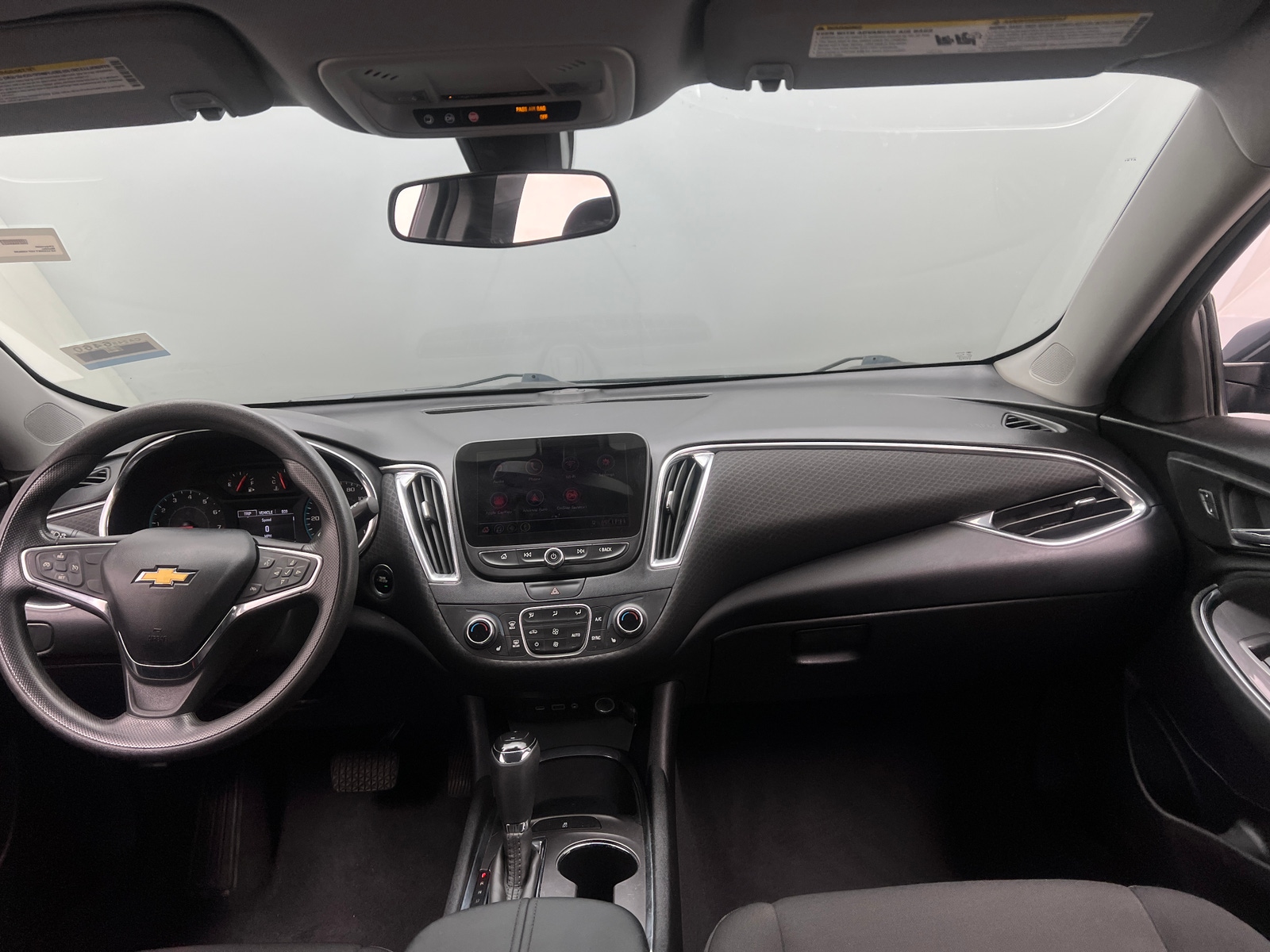 Thumbnail: 2019 Chevrolet Malibu - 3