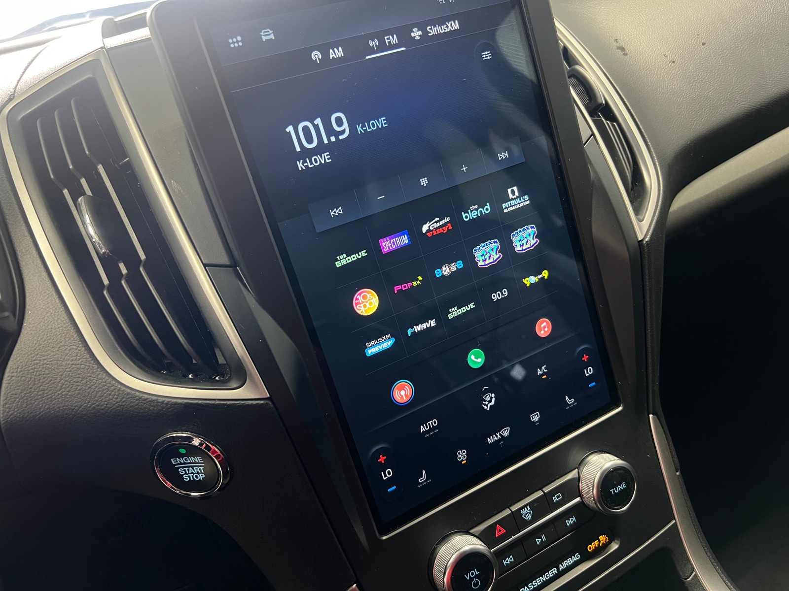 Thumbnail: 2024 Ford Edge - 3